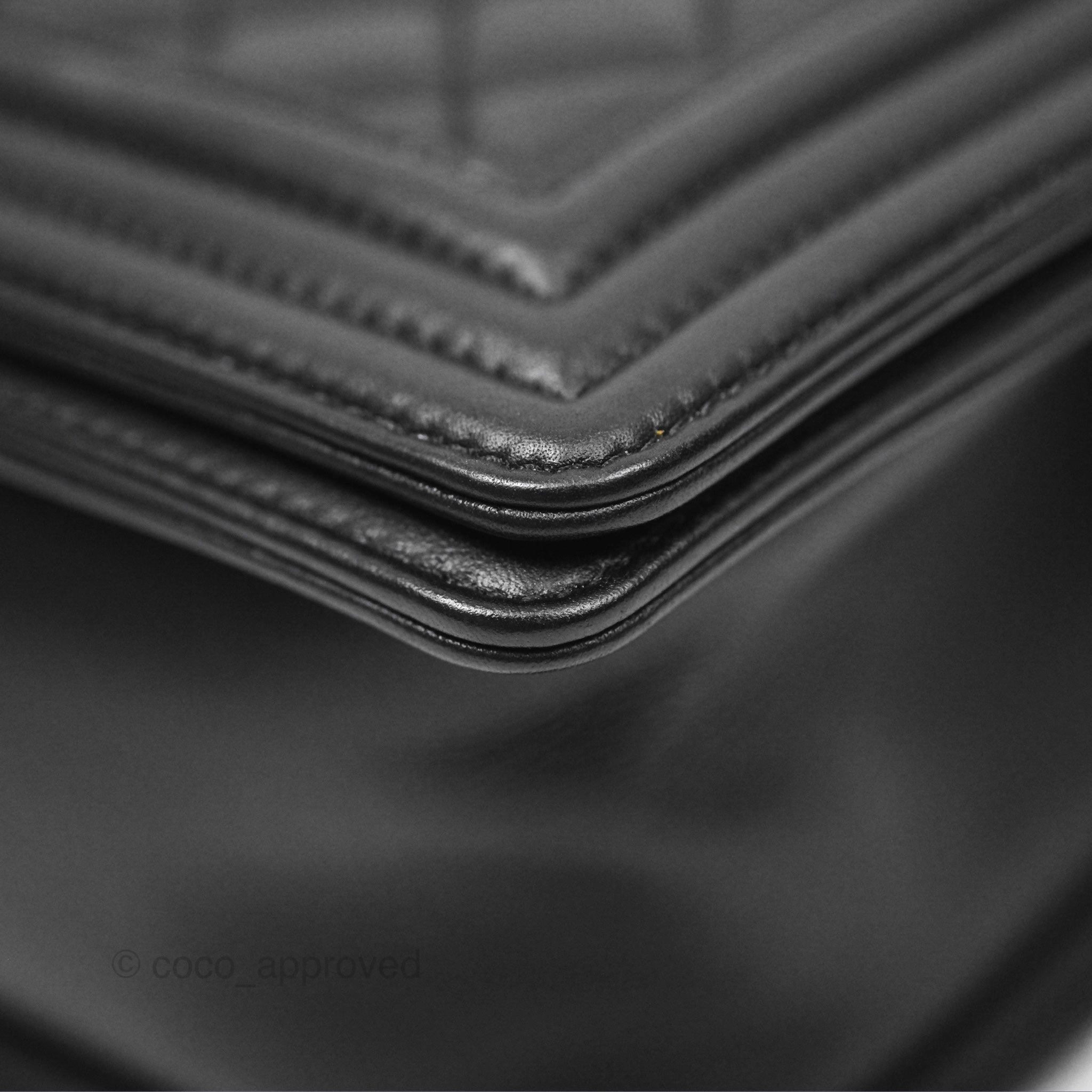 Chanel Boy Quilted Medium Black Calfskin Ruthenium Hardware