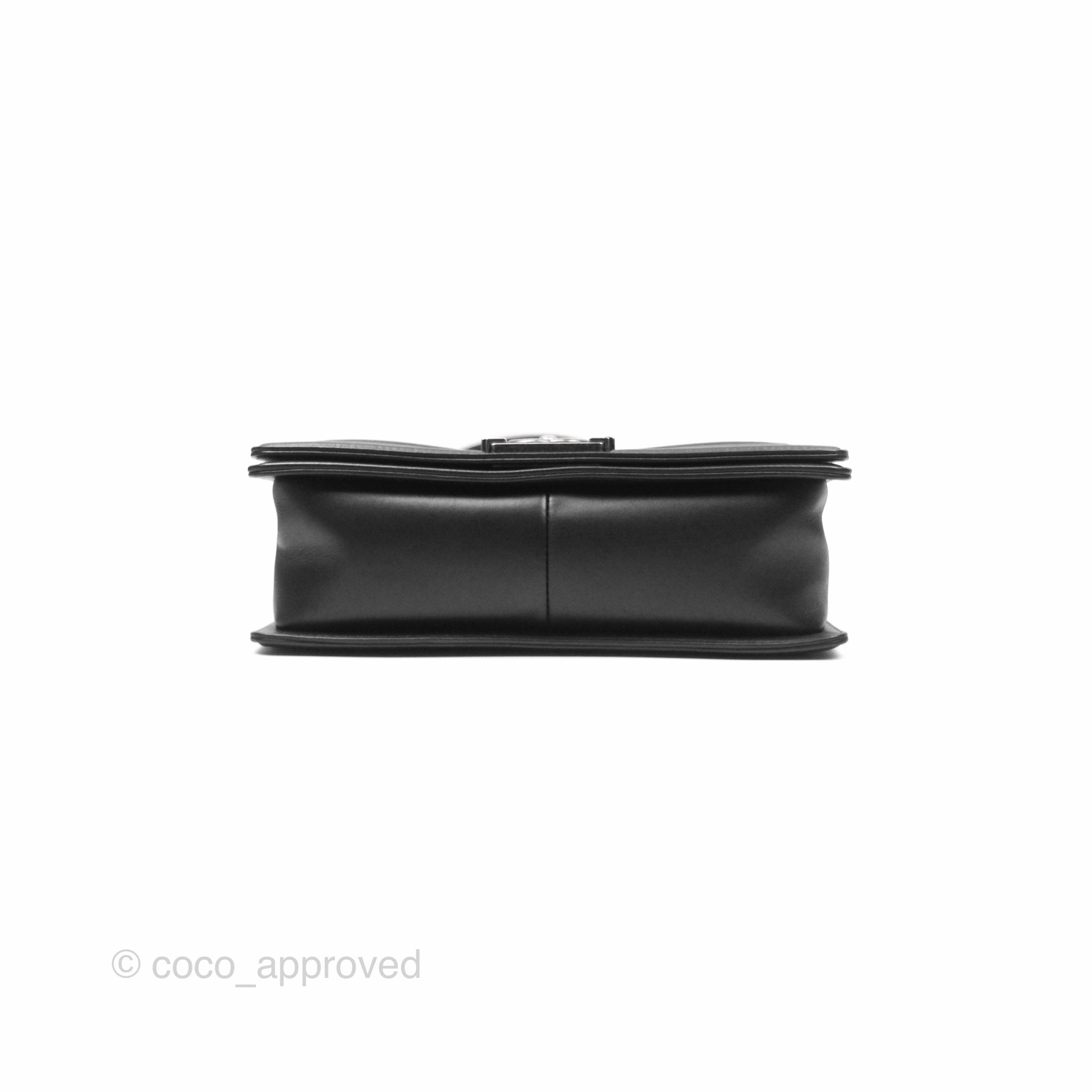 Chanel Boy Quilted Medium Black Calfskin Ruthenium Hardware
