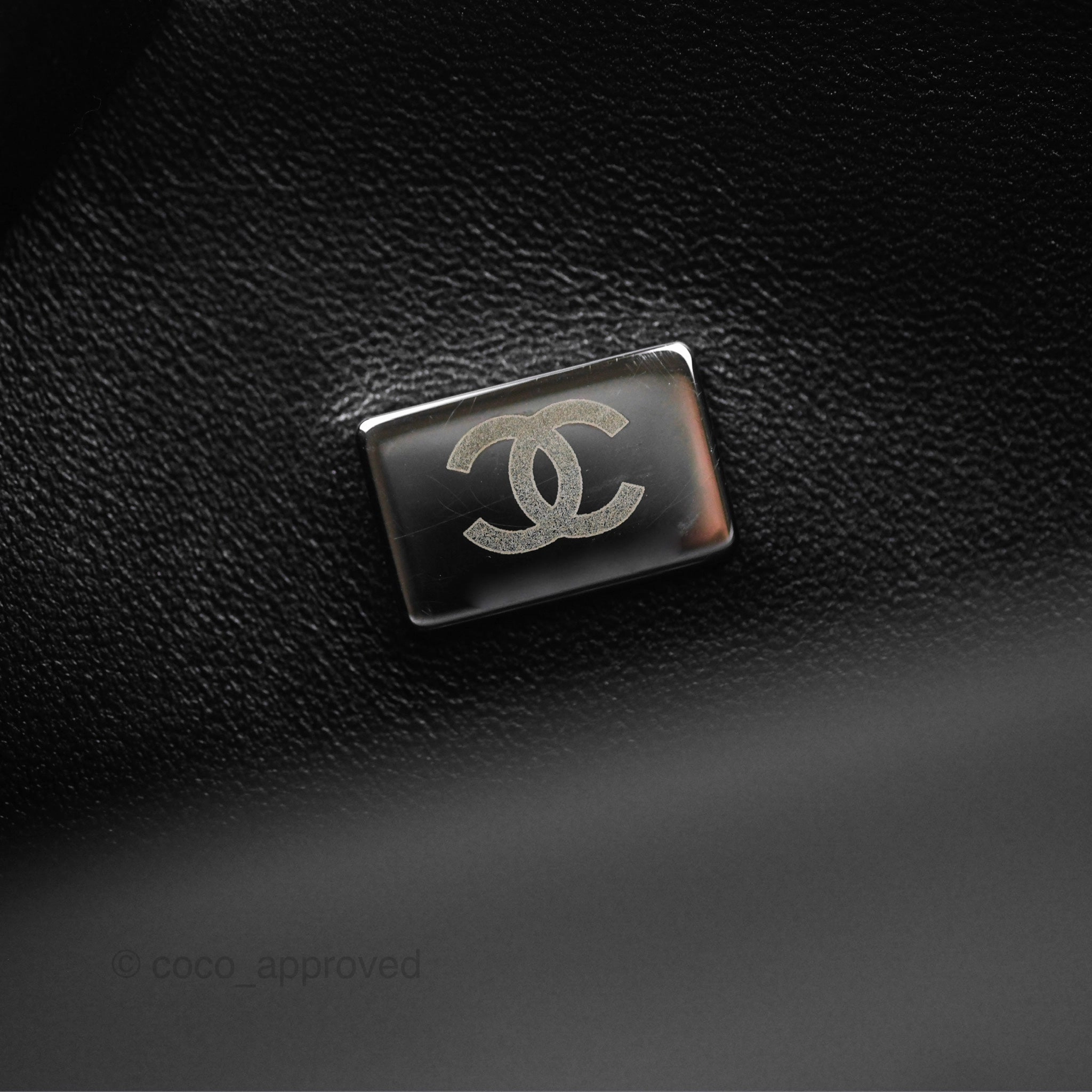 Chanel Boy Quilted Medium Black Calfskin Ruthenium Hardware