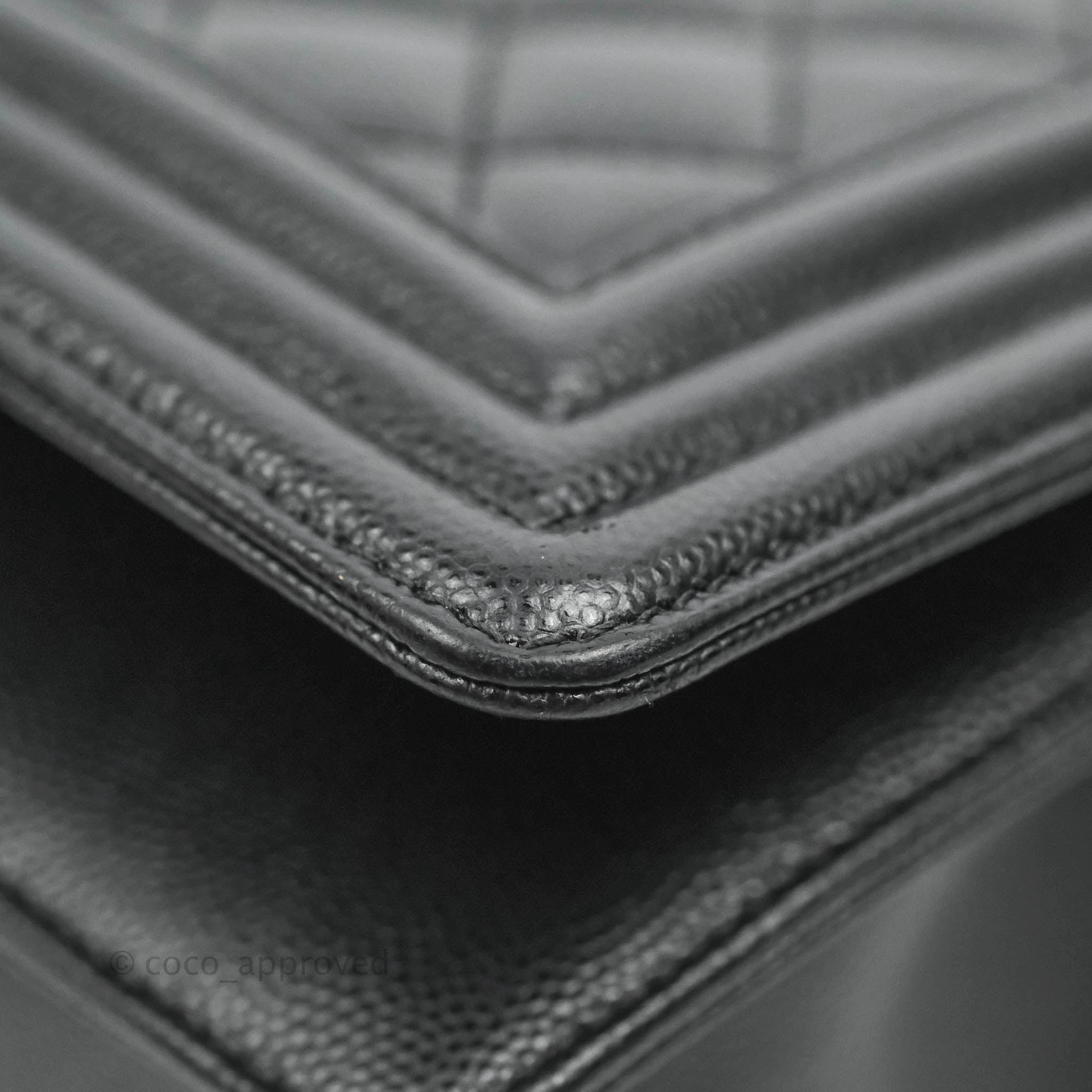 Chanel Boy Quilted Medium Black Caviar Ruthenium Hardware