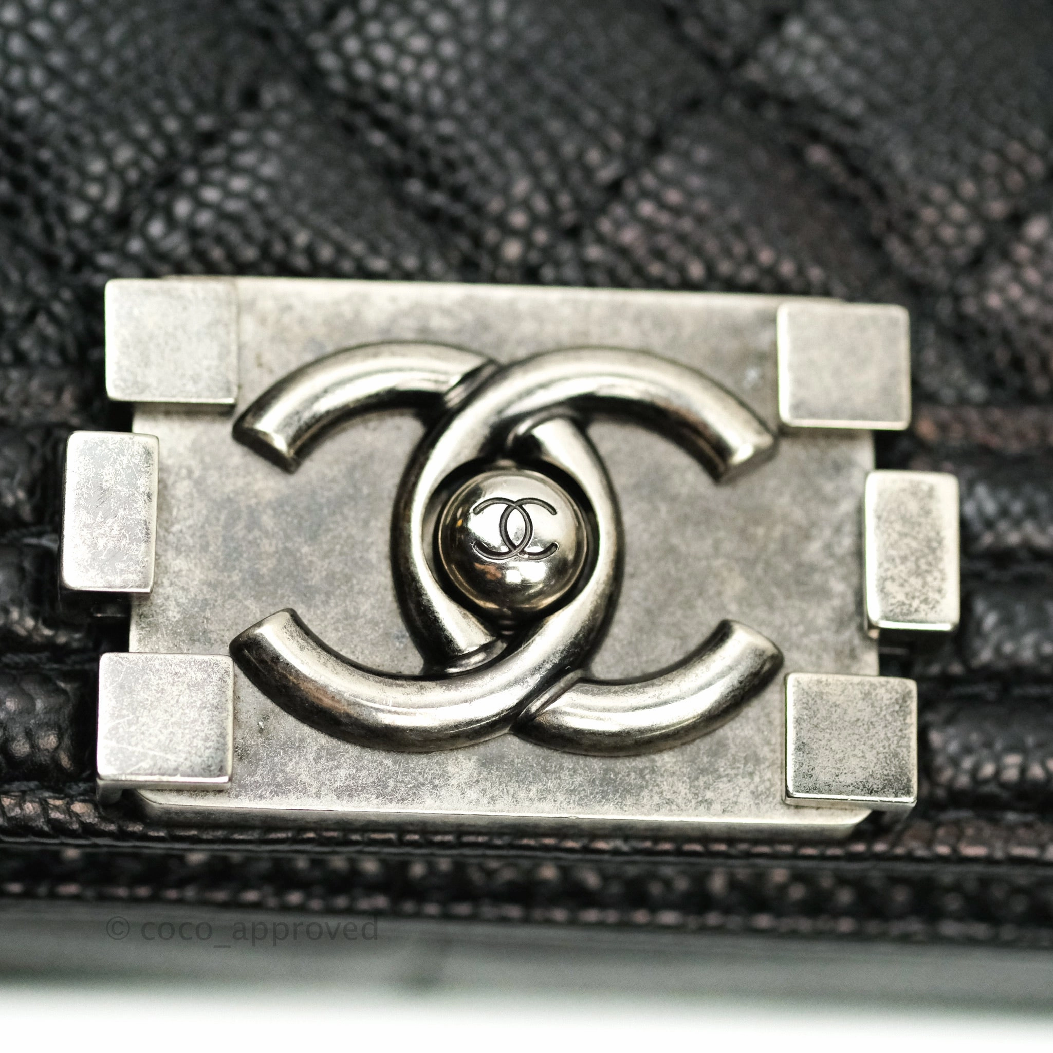 Chanel Boy Quilted Medium Black Caviar Ruthenium Hardware