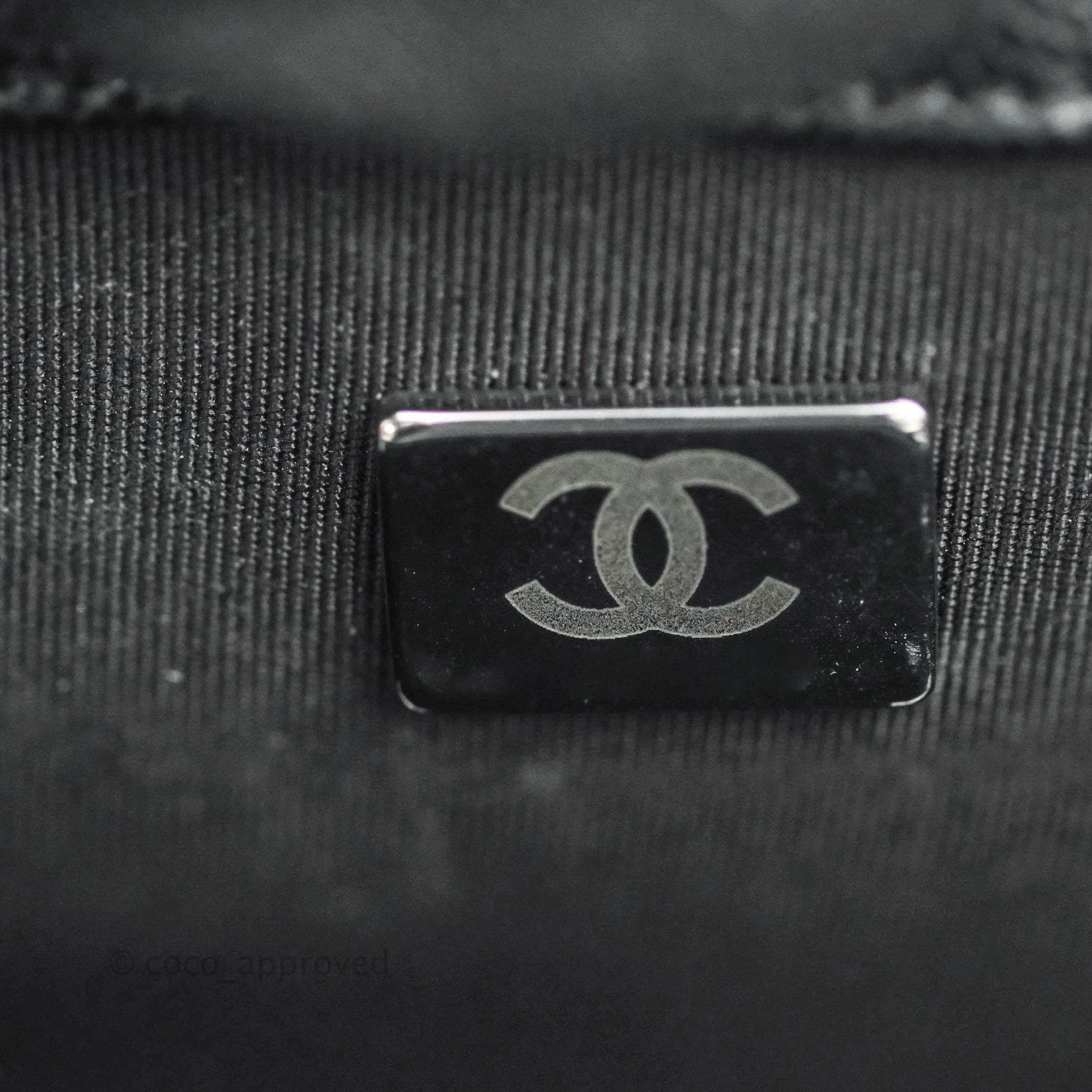 Chanel Boy Quilted Medium Black Caviar Ruthenium Hardware