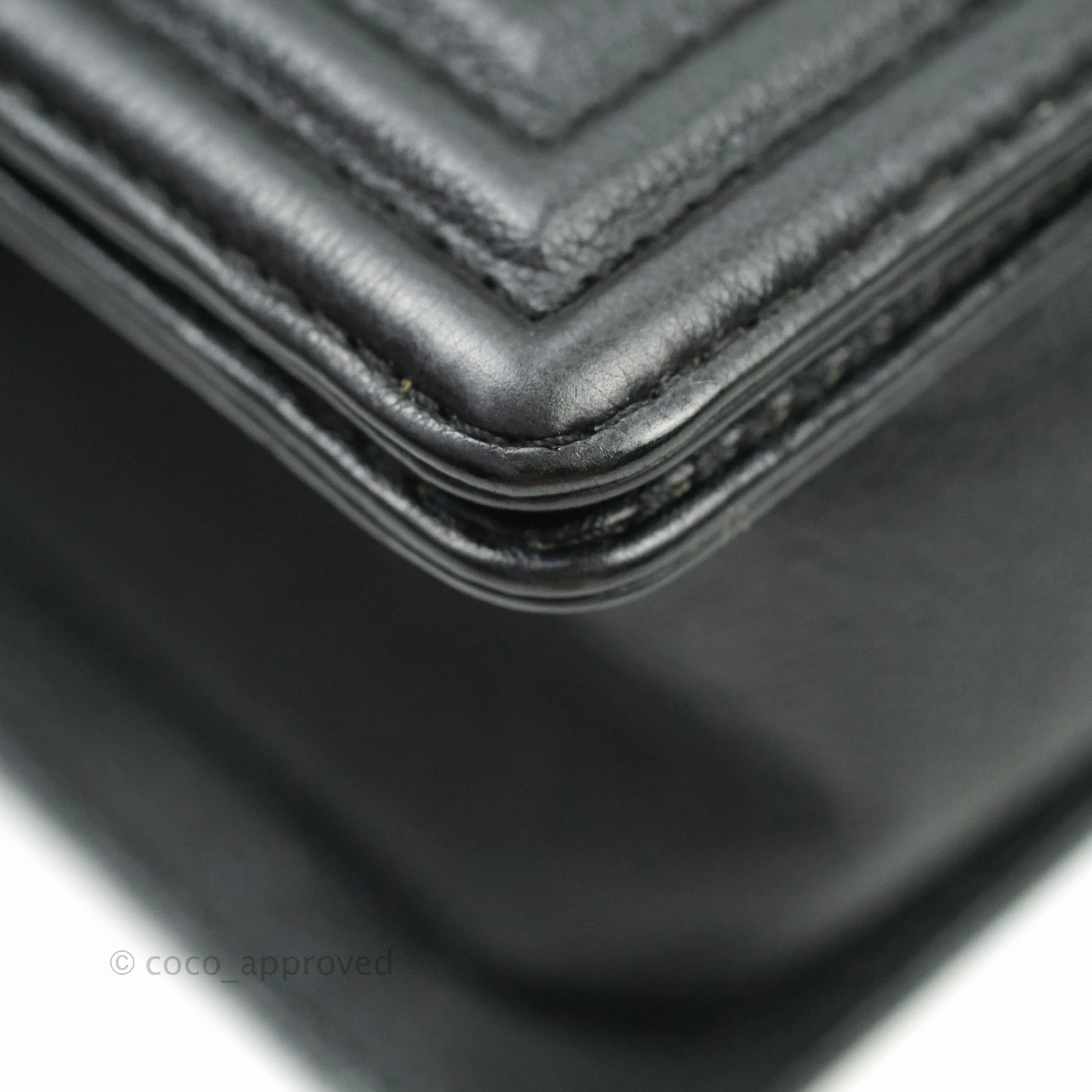 Chanel Boy Quilted Medium Black Grained Calfskin Ruthenium Hardware
