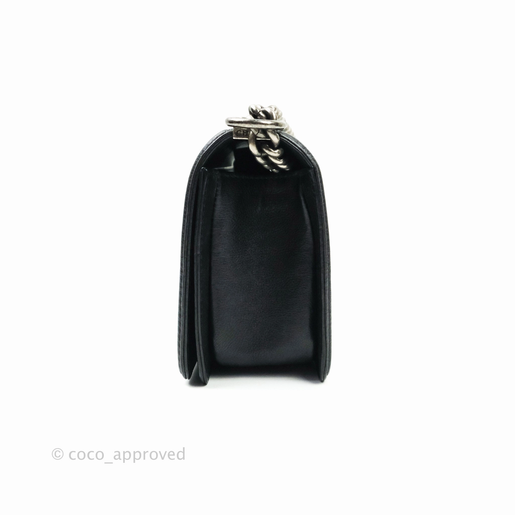 Chanel Boy Quilted Medium Black Grained Calfskin Ruthenium Hardware