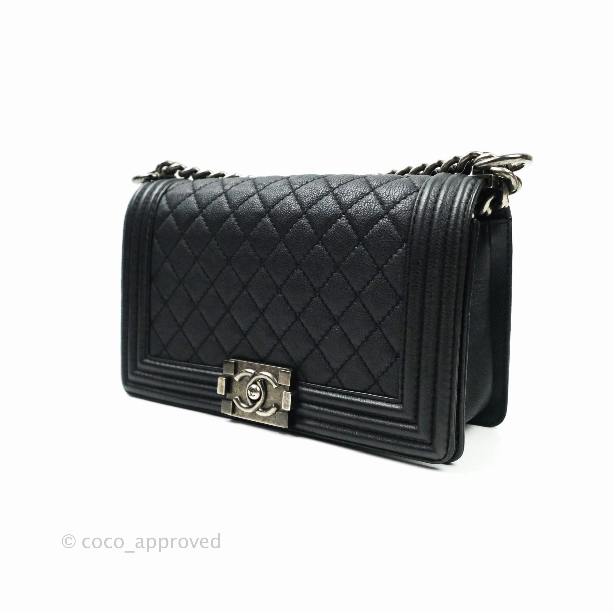 Chanel Boy Quilted Medium Black Grained Calfskin Ruthenium Hardware