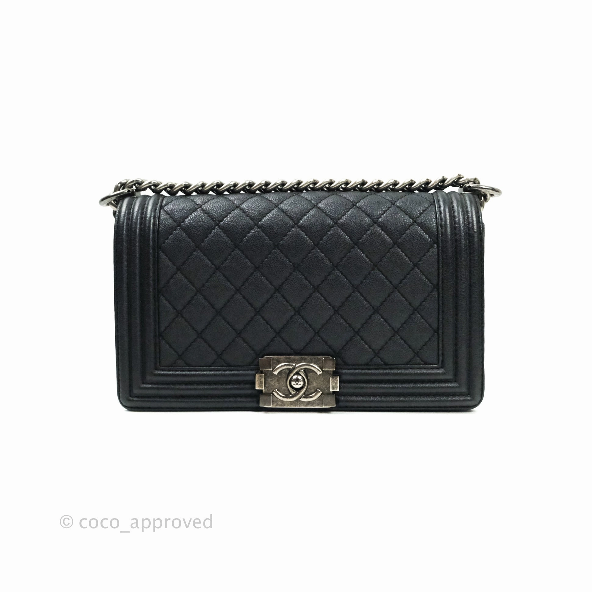 Chanel Boy Quilted Medium Black Grained Calfskin Ruthenium Hardware