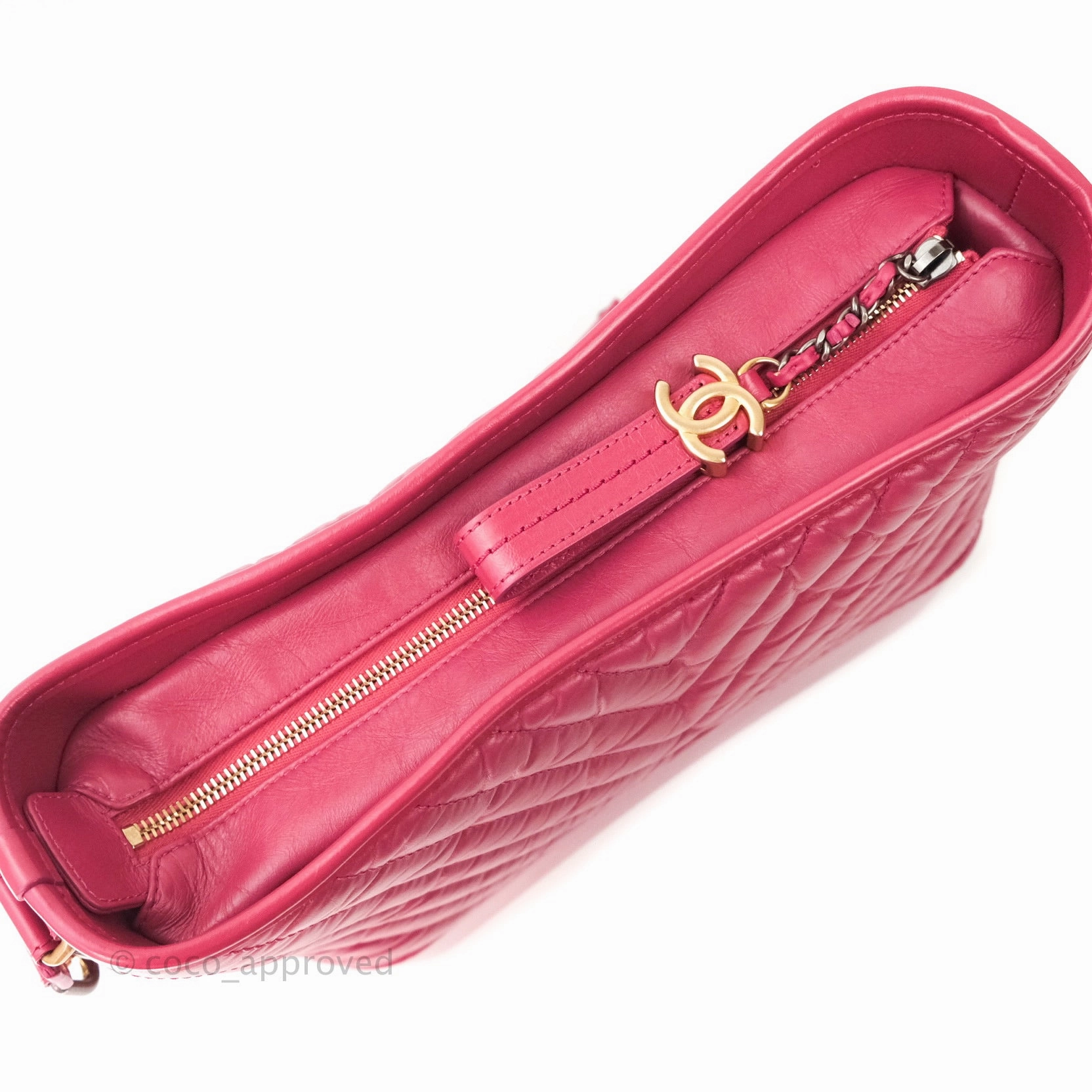 Chanel Chevron Medium Gabrielle Hobo Pink Aged Calfskin Mixed Hardware