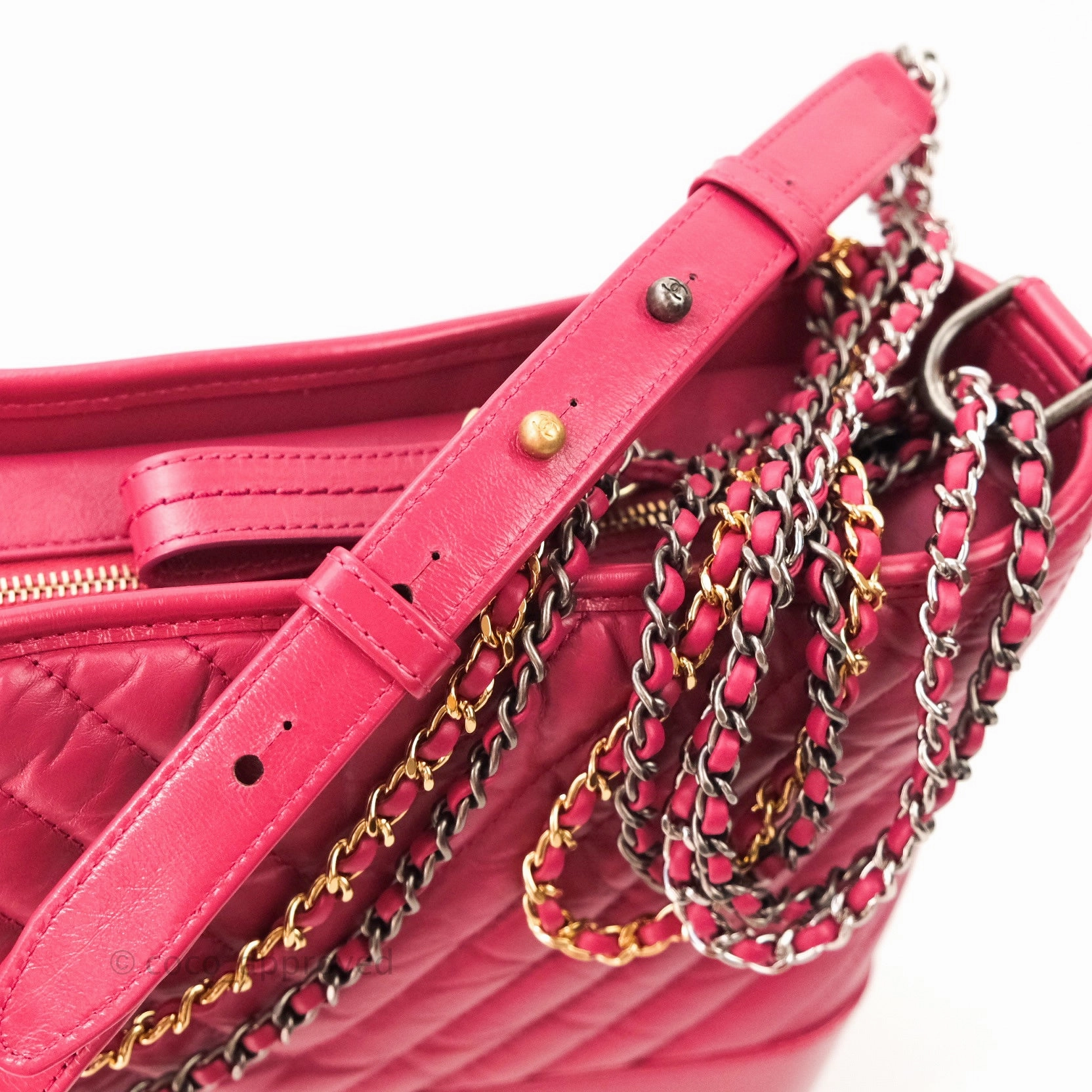 Chanel Chevron Medium Gabrielle Hobo Pink Aged Calfskin Mixed Hardware