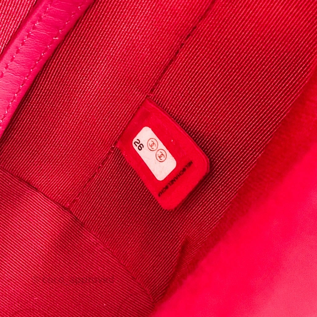 Chanel Chevron Medium Gabrielle Hobo Pink Aged Calfskin Mixed Hardware