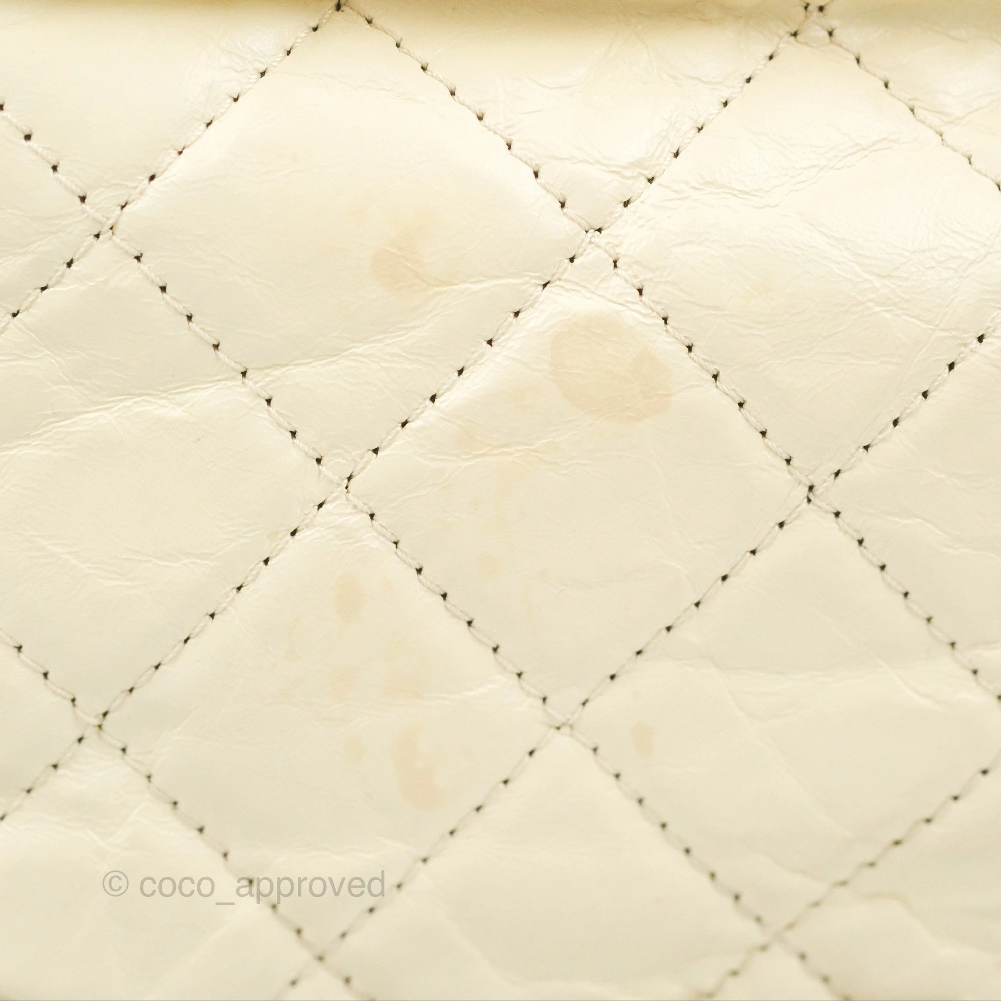 Chanel New Medium Gabrielle Hobo White/Black Aged Calfskin