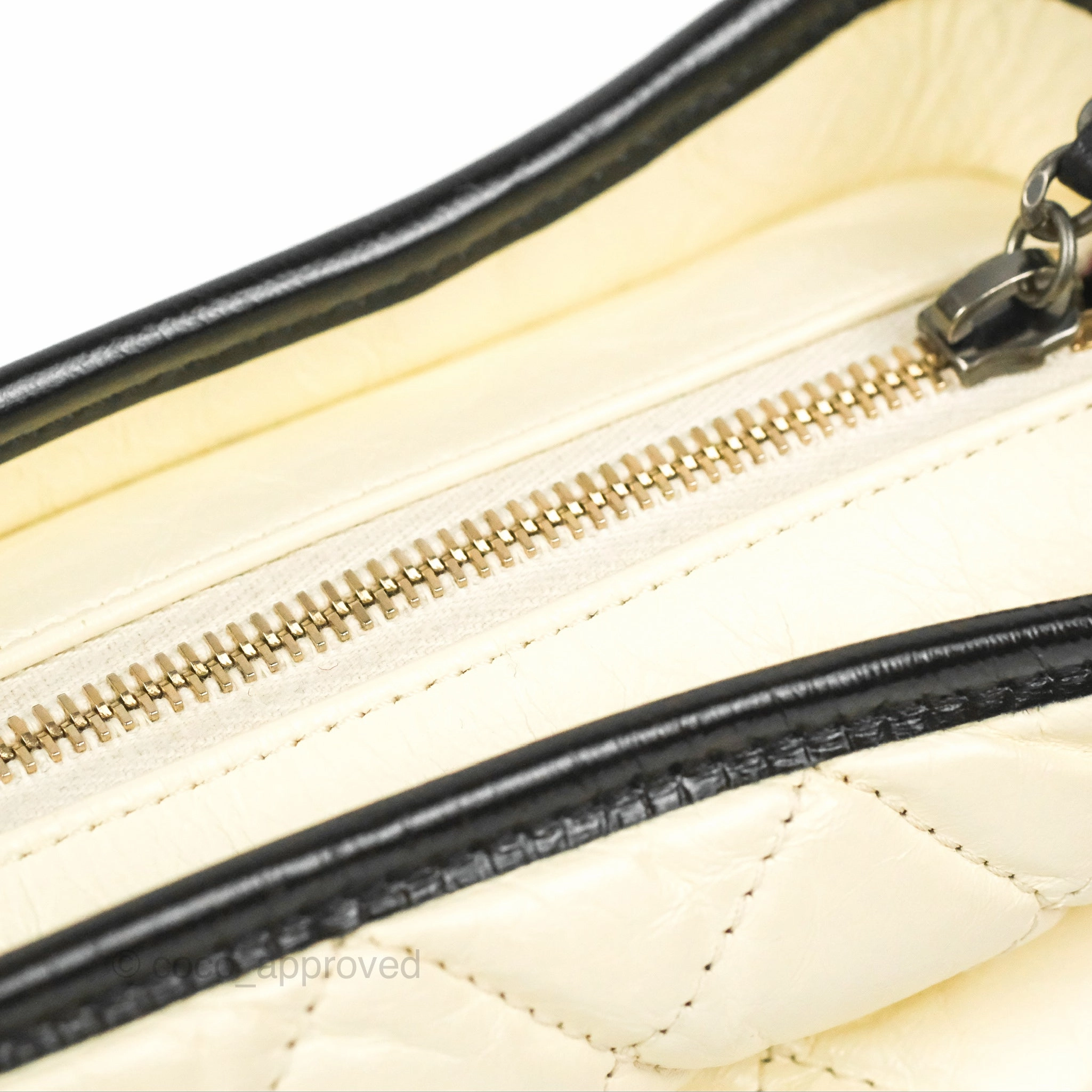 Chanel New Medium Gabrielle Hobo White/Black Aged Calfskin