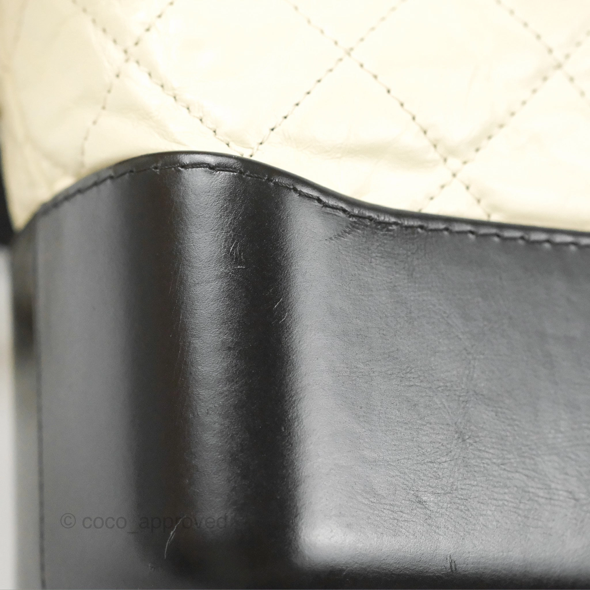 Chanel New Medium Gabrielle Hobo White/Black Aged Calfskin