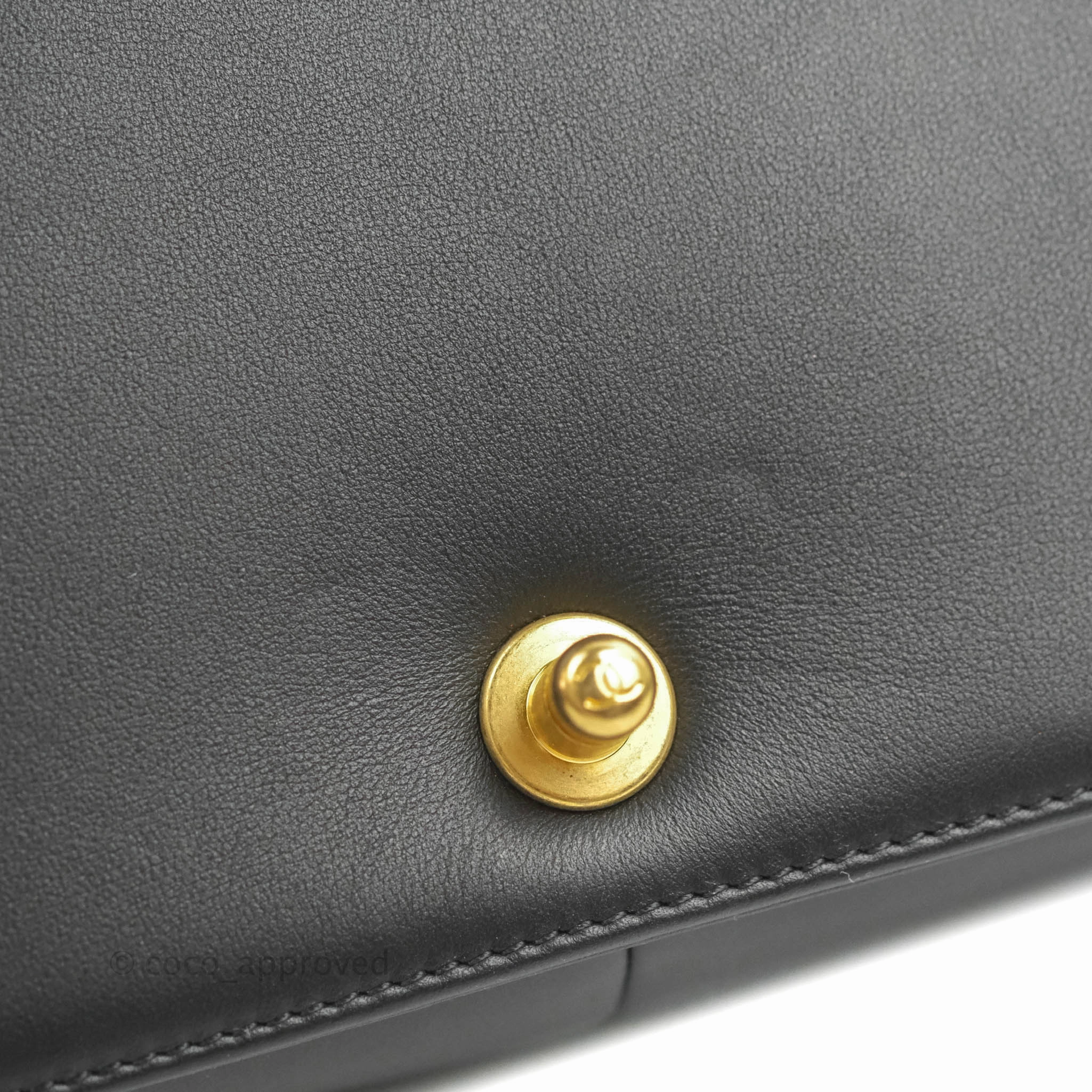 Chanel Quilted Medium Boy Black Calfskin Aged Gold Hardware