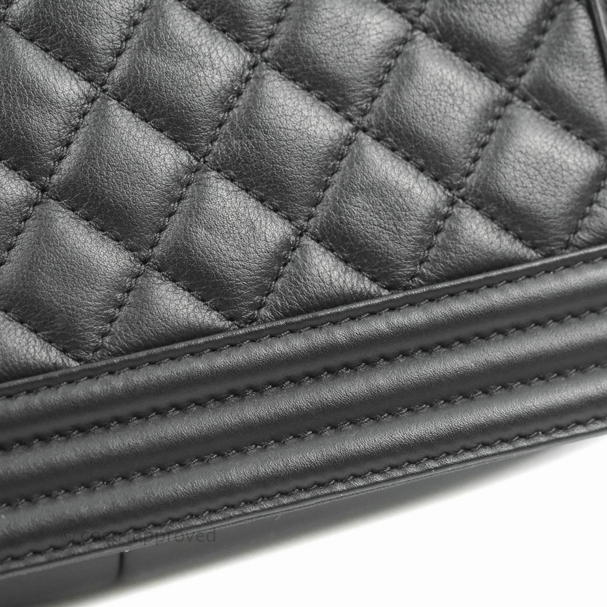 Chanel Quilted Medium Boy Black Calfskin Aged Gold Hardware