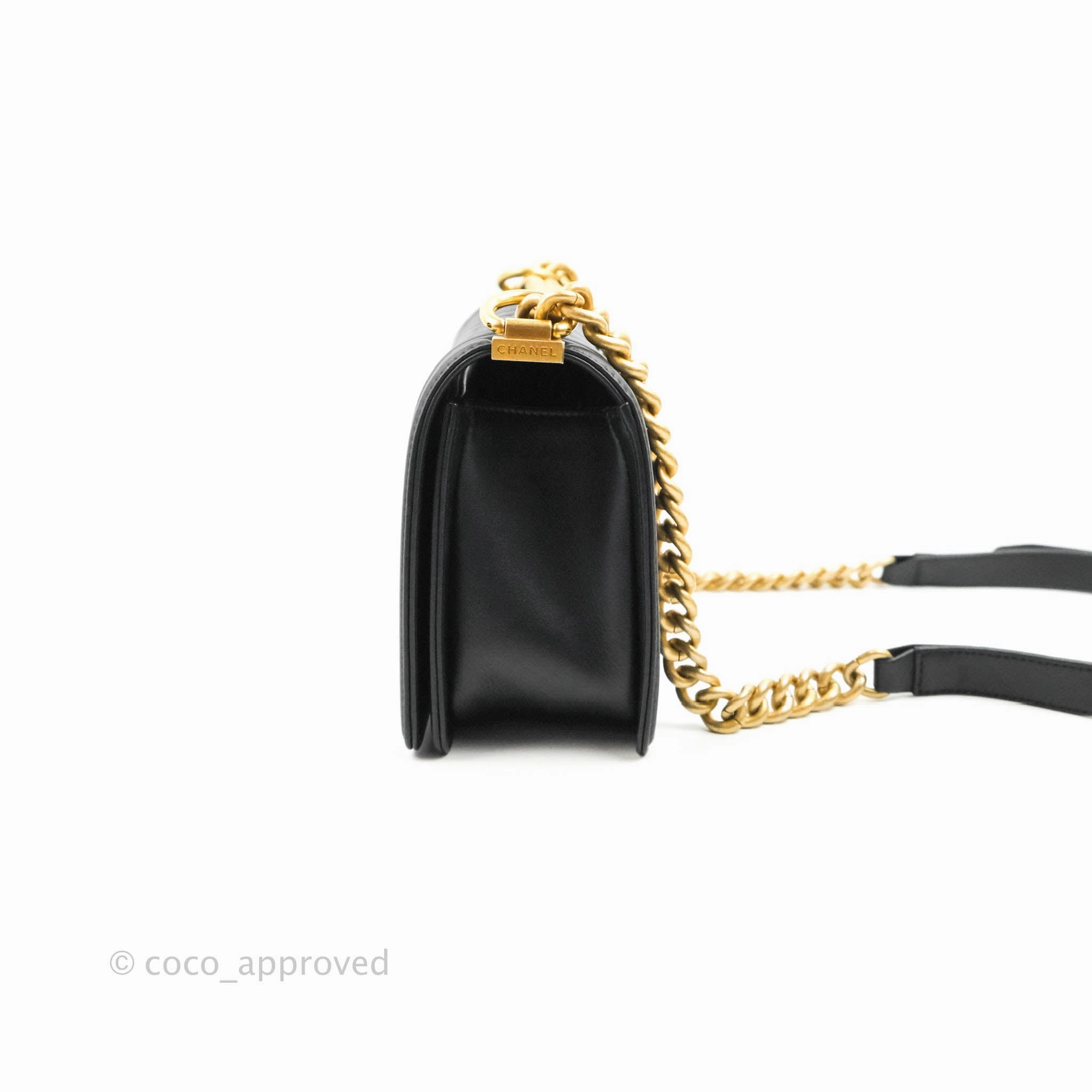 Chanel Quilted Medium Boy Black Calfskin Aged Gold Hardware