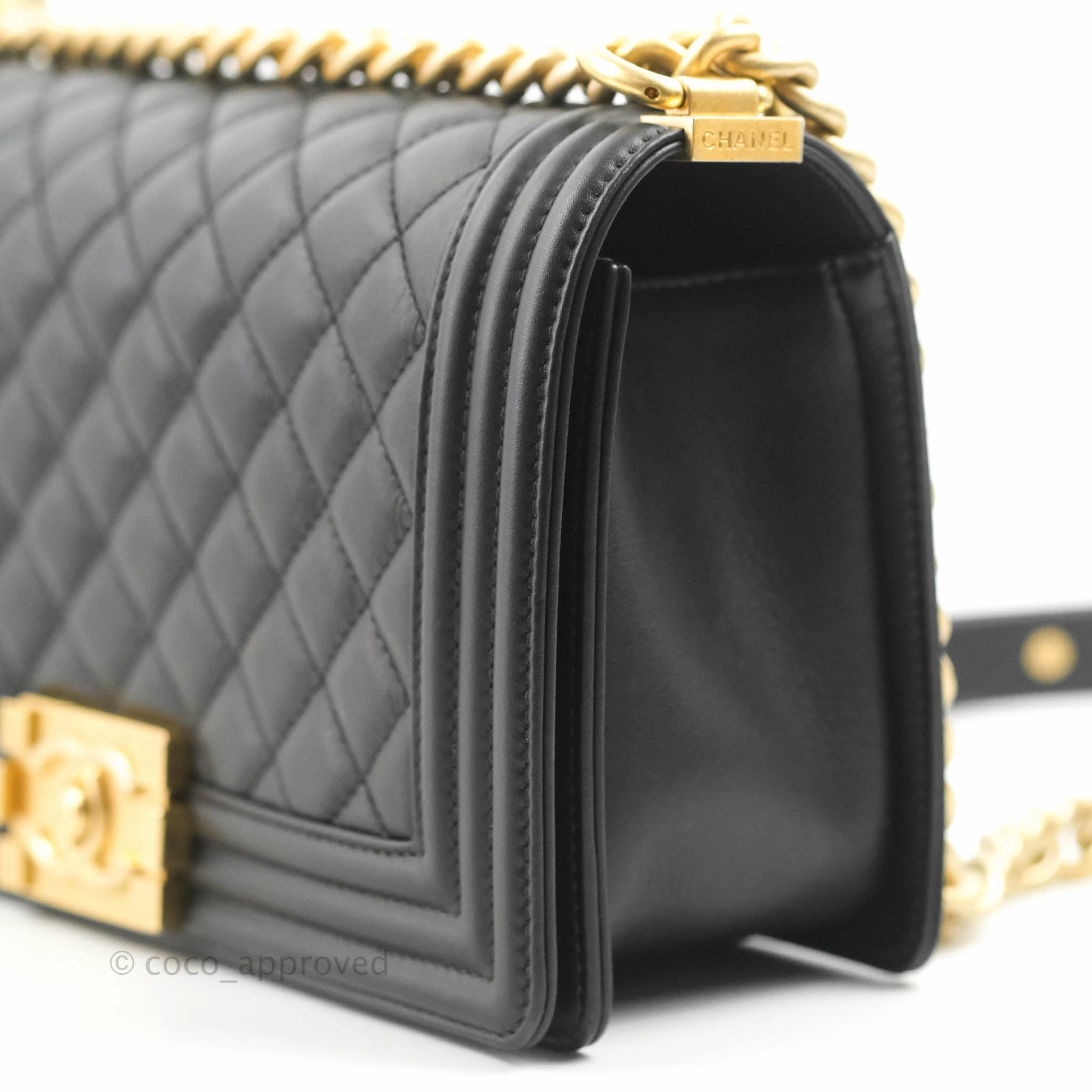 Chanel Quilted Medium Boy Black Calfskin Aged Gold Hardware