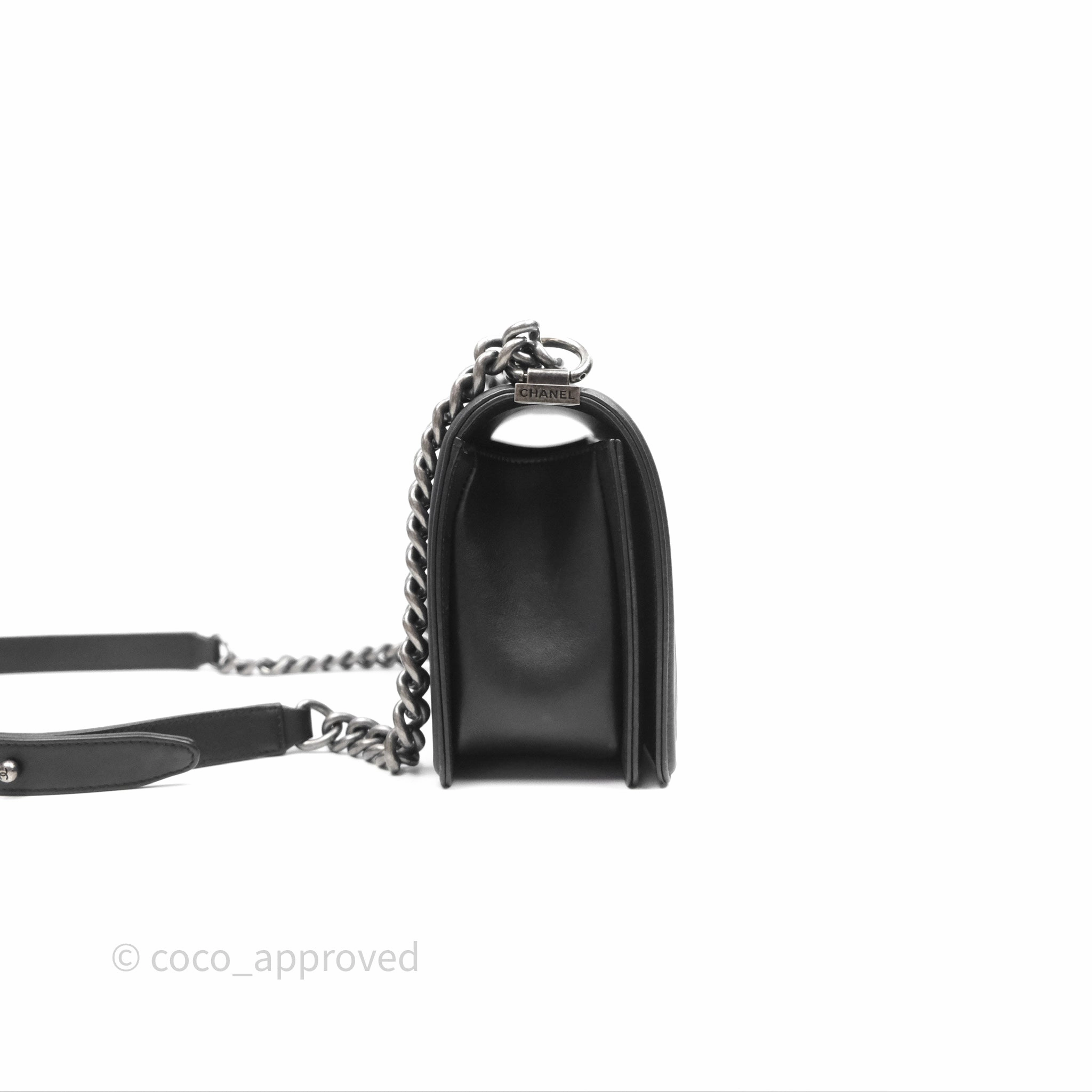 Chanel Quilted Medium Boy Black Calfskin Ruthenium Hardware