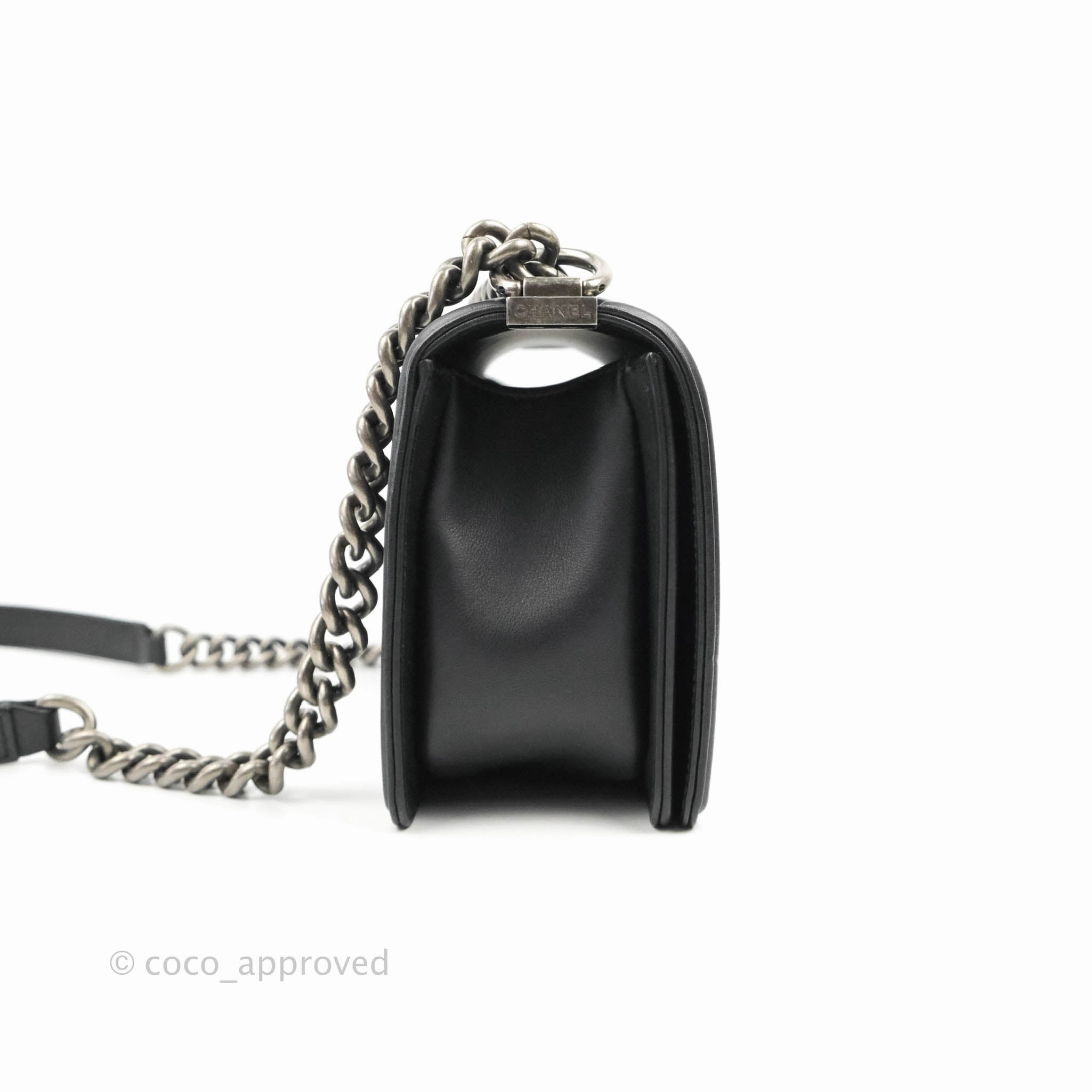 Chanel Quilted Medium Boy Black Calfskin Ruthenium Hardware