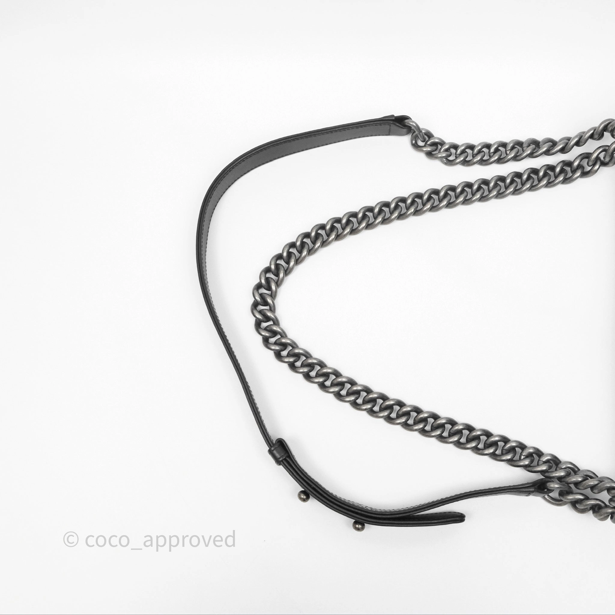 Chanel Quilted Medium Boy Black Calfskin Ruthenium Hardware