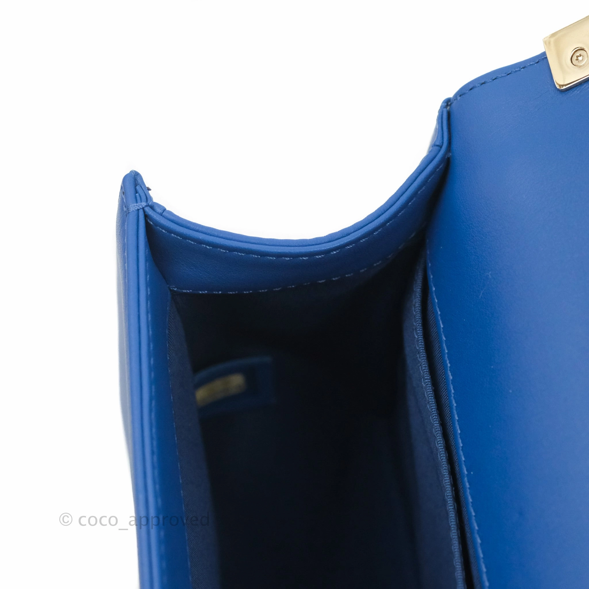 Chanel Quilted Medium Boy Blue Calfskin Gold Hardware