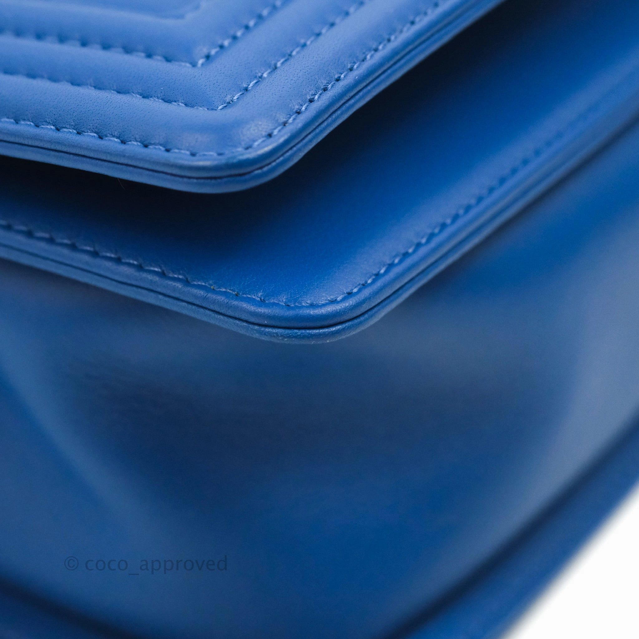 Chanel Quilted Medium Boy Blue Calfskin Gold Hardware