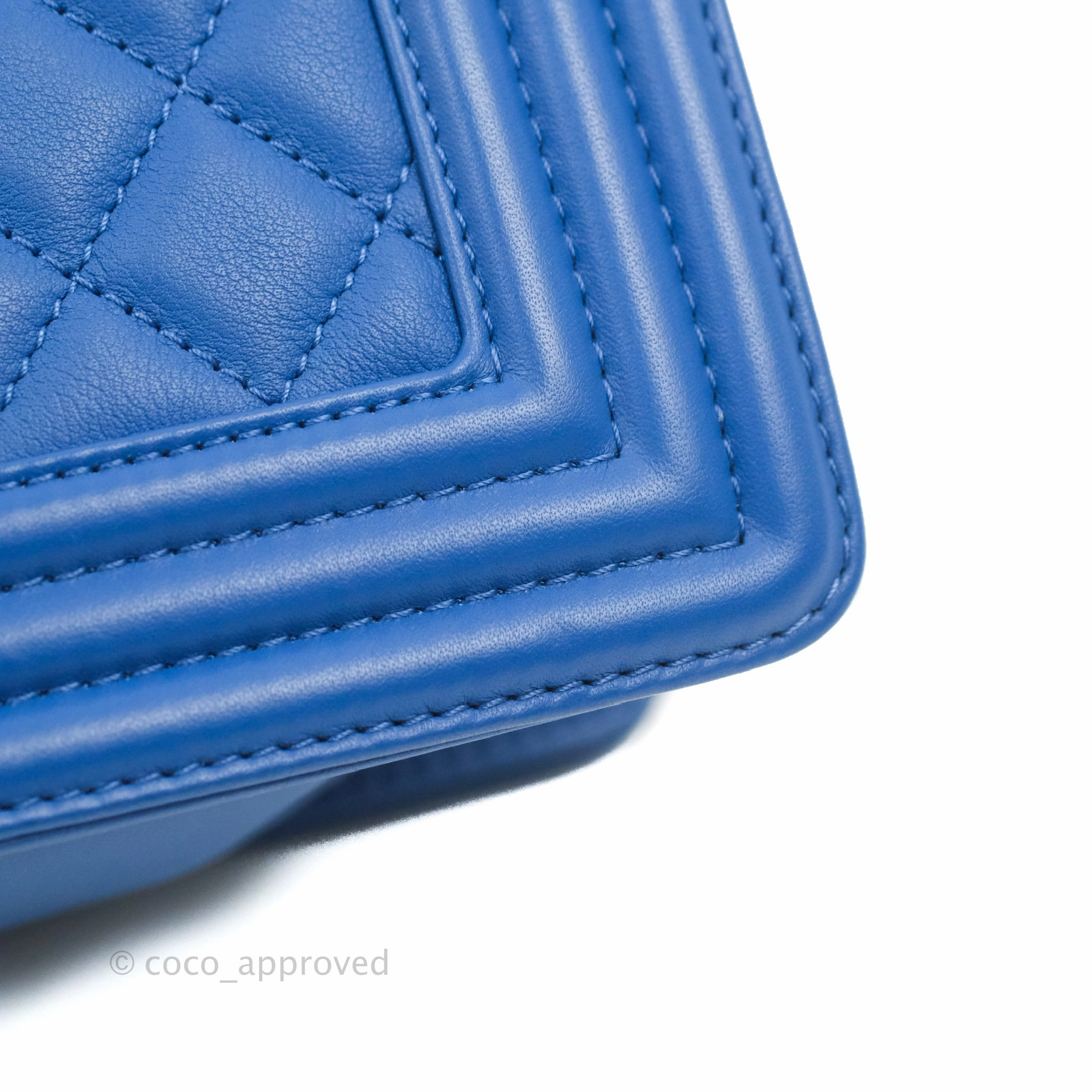 Chanel Quilted Medium Boy Blue Calfskin Gold Hardware