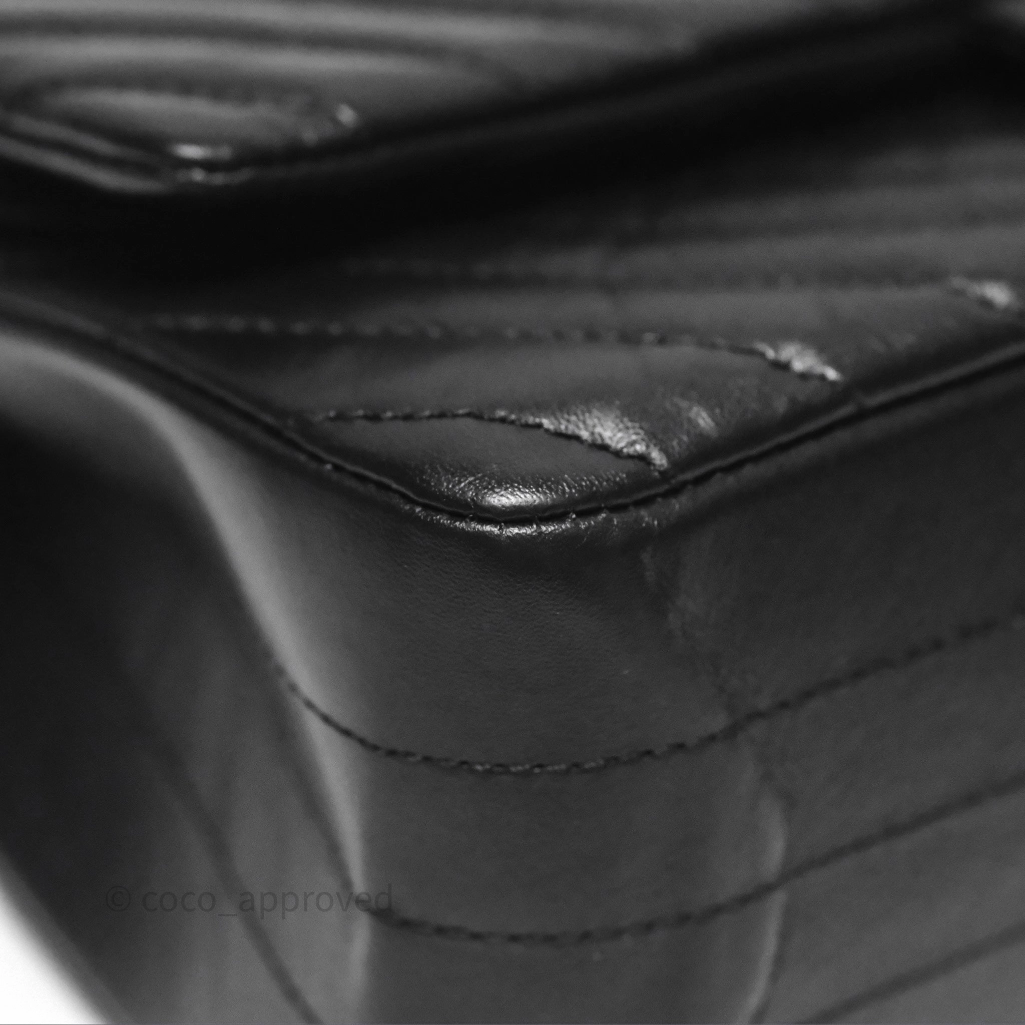 Chanel Reissue 225 Chevron Aged Calfskin So Black