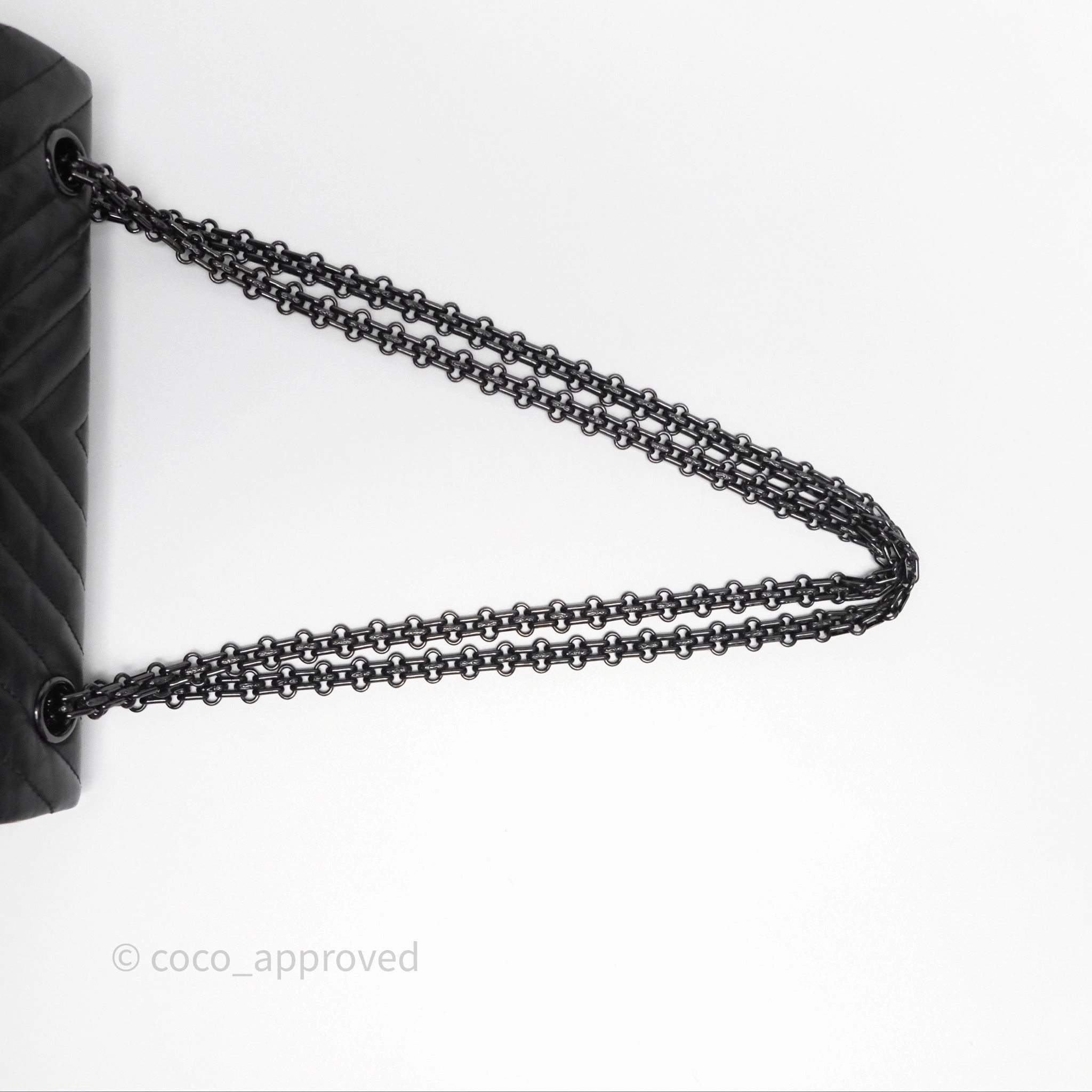 Chanel Reissue 225 Chevron Aged Calfskin So Black
