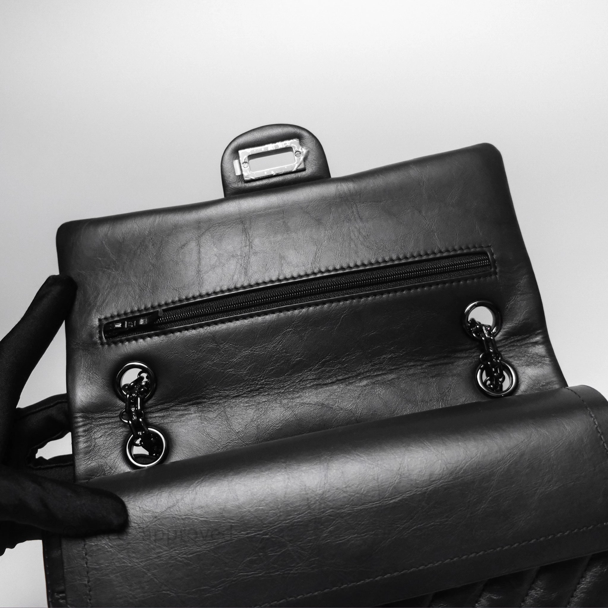 Chanel Reissue 225 Chevron Aged Calfskin So Black
