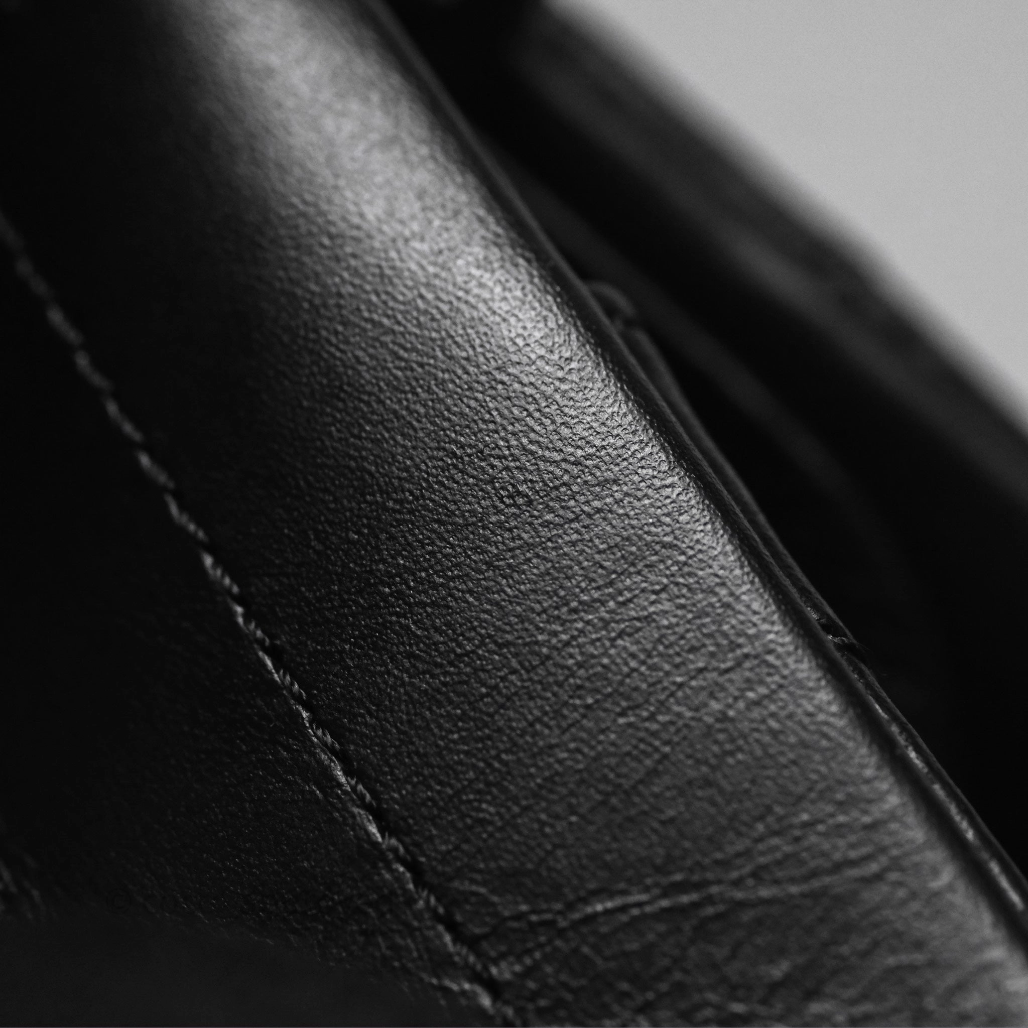 Chanel Reissue 225 Chevron Aged Calfskin So Black