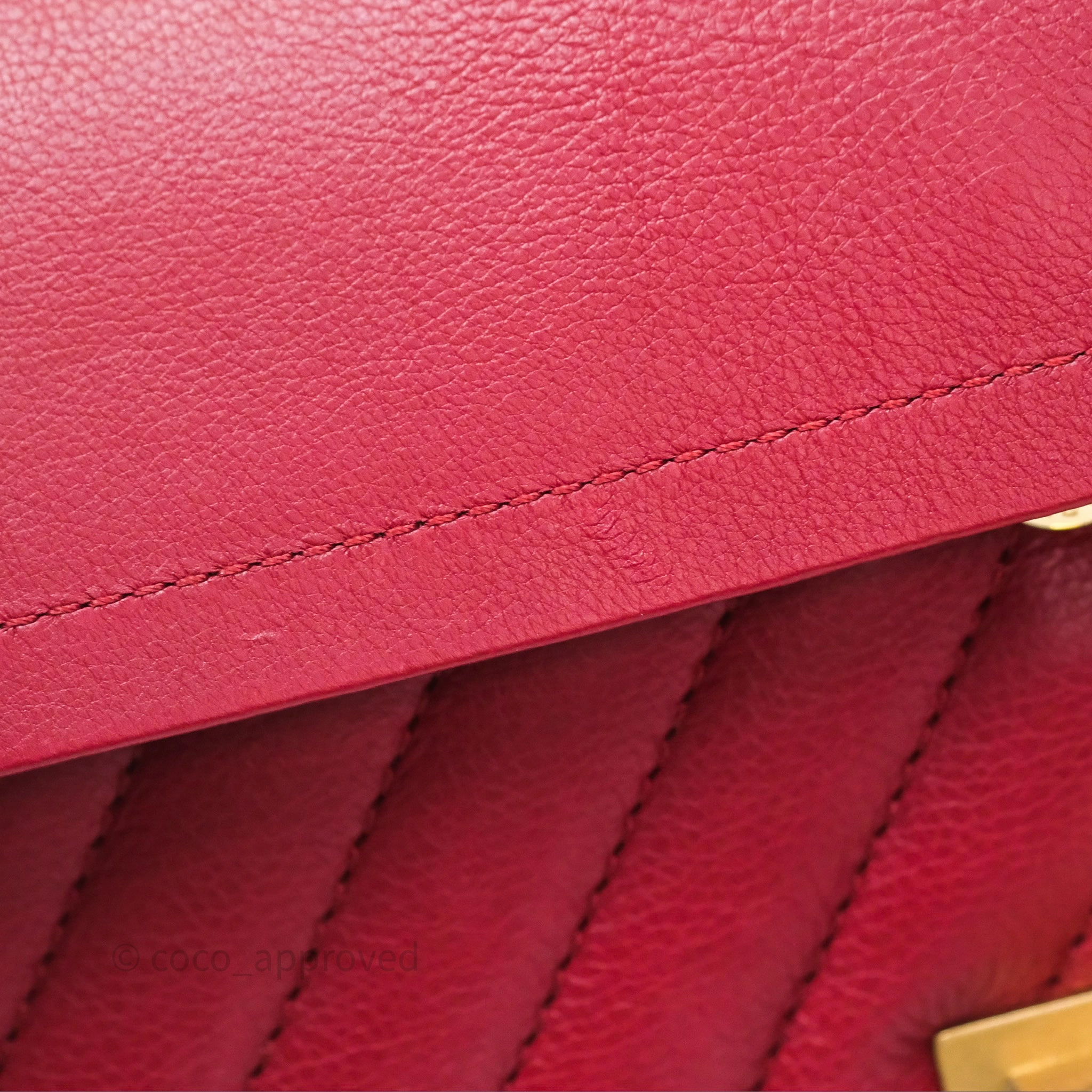 Chanel Reissue 225 Chevron Red Aged Calfskin Aged Gold Hardware