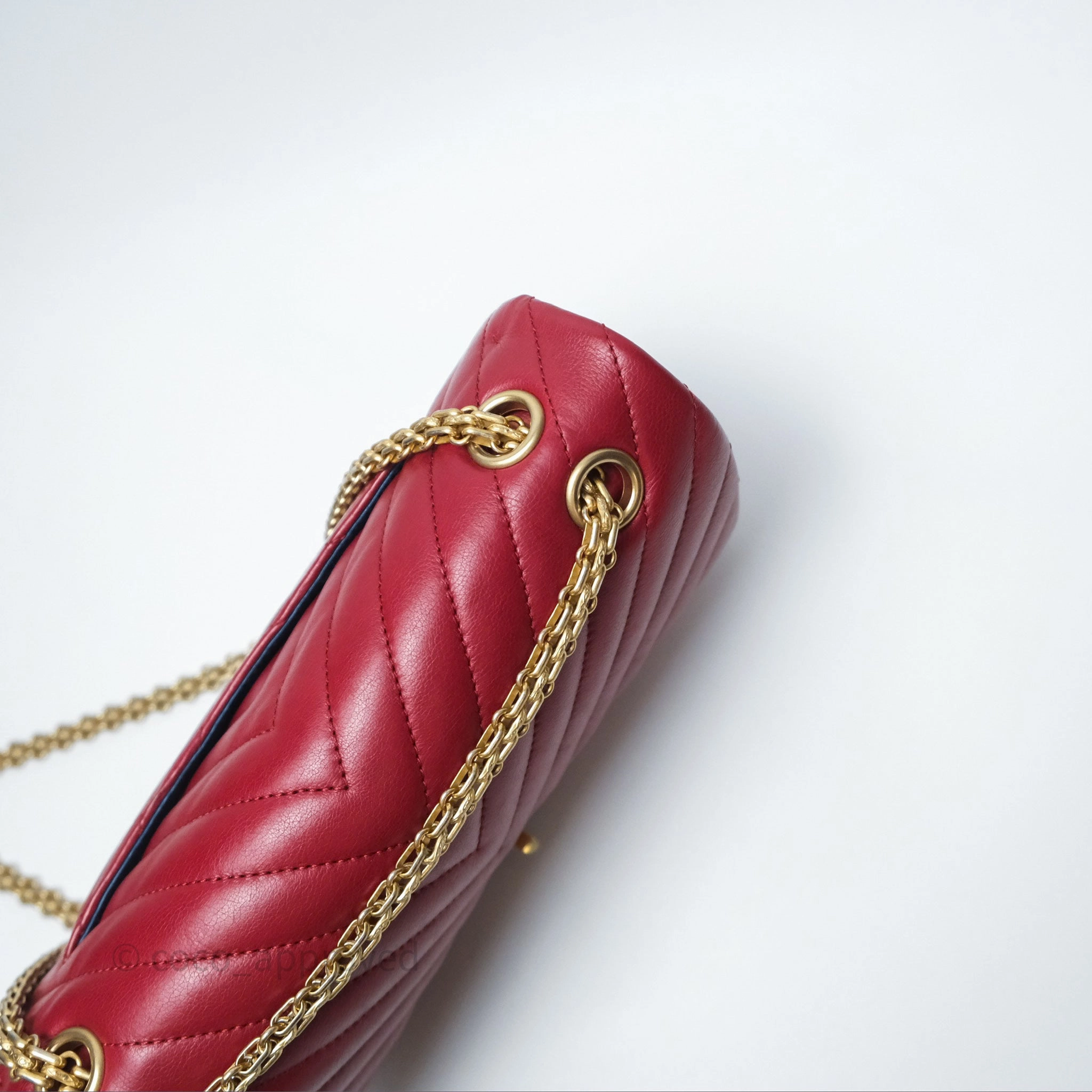 Chanel Reissue 225 Chevron Red Aged Calfskin Aged Gold Hardware