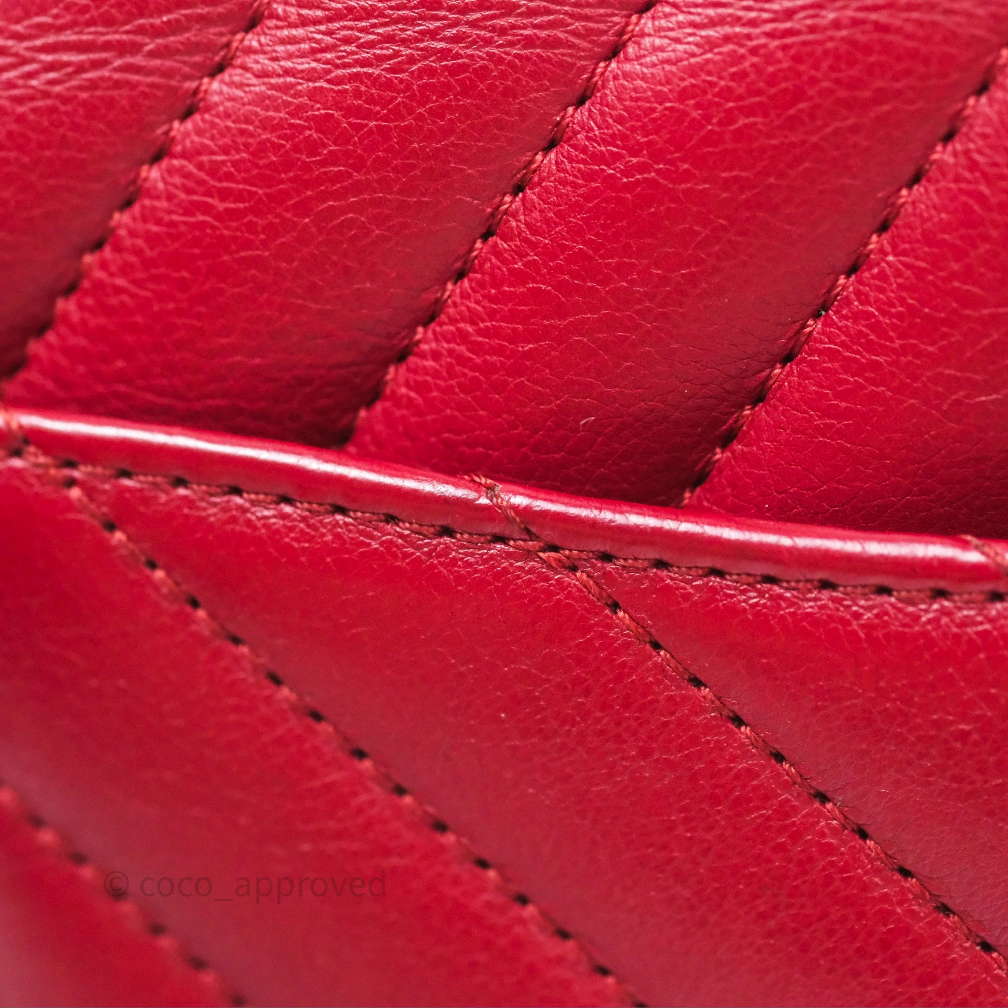 Chanel Reissue 225 Chevron Red Aged Calfskin Aged Gold Hardware