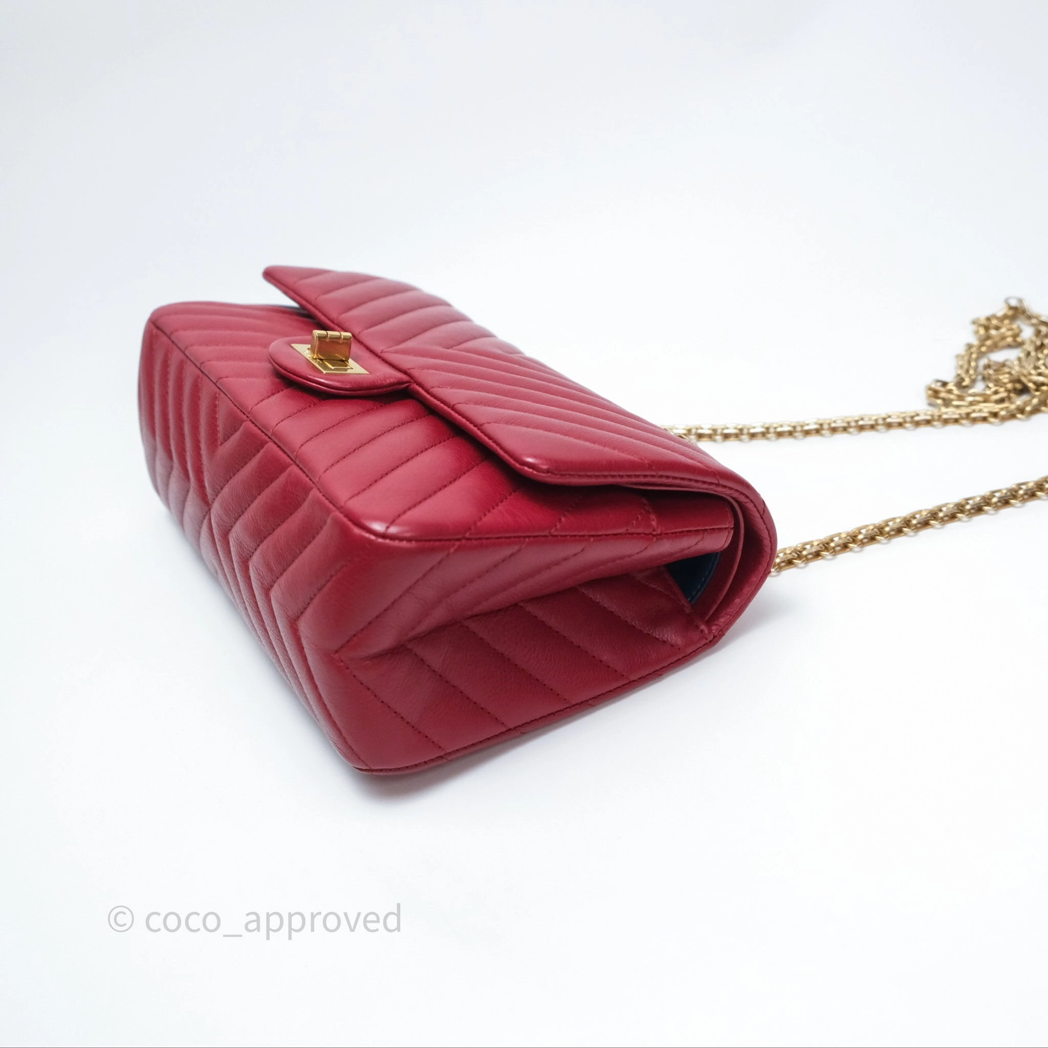 Chanel Reissue 225 Chevron Red Aged Calfskin Aged Gold Hardware