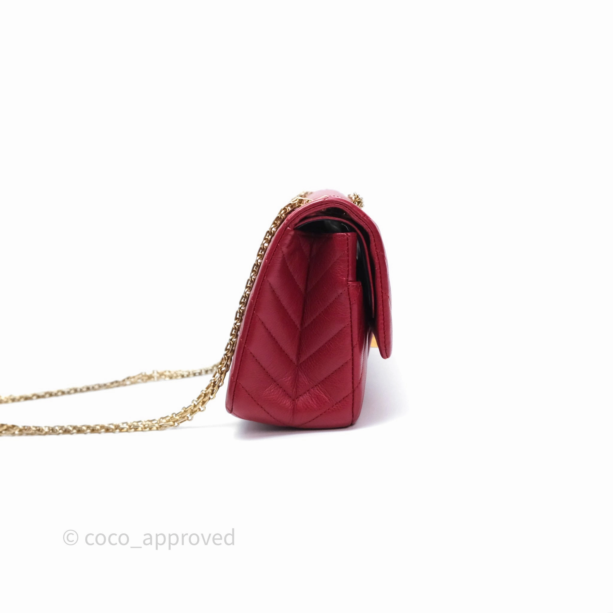 Chanel Reissue 225 Chevron Red Aged Calfskin Aged Gold Hardware
