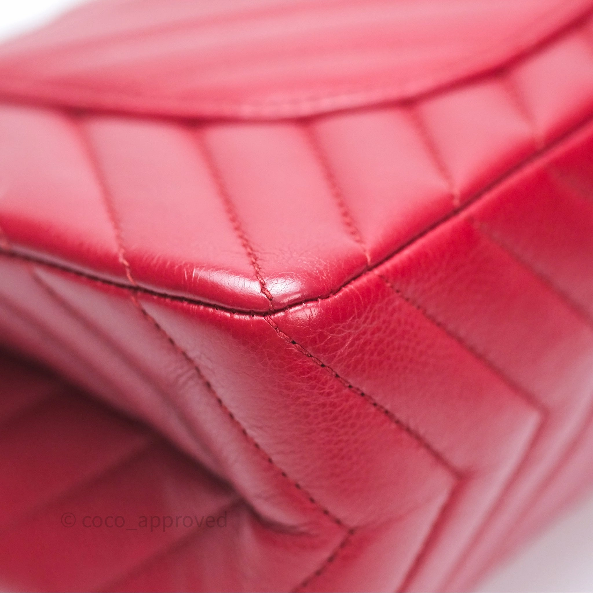 Chanel Reissue 225 Chevron Red Aged Calfskin Aged Gold Hardware
