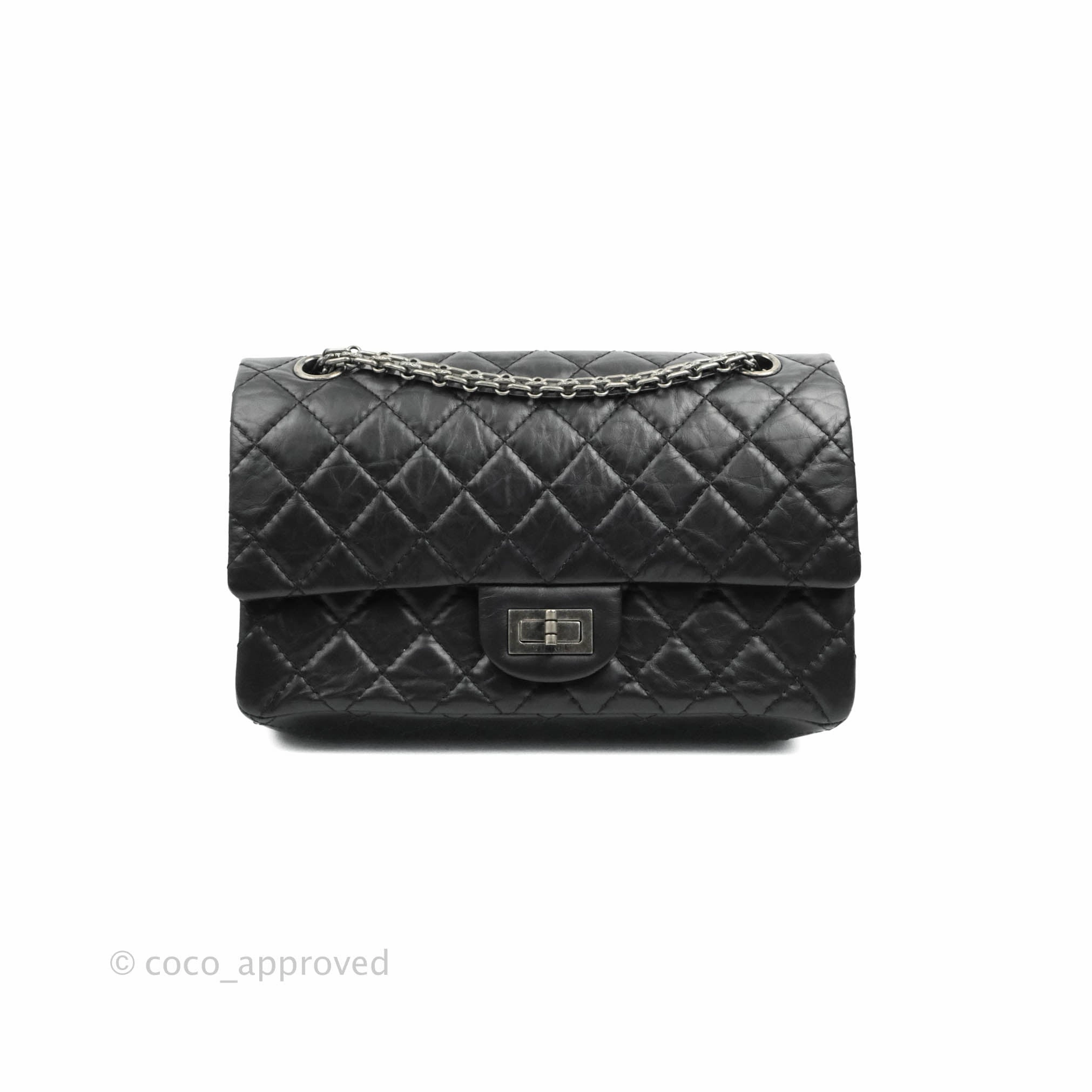 Chanel Reissue 225 Quilted Aged Calfskin Black Ruthenium Hardware