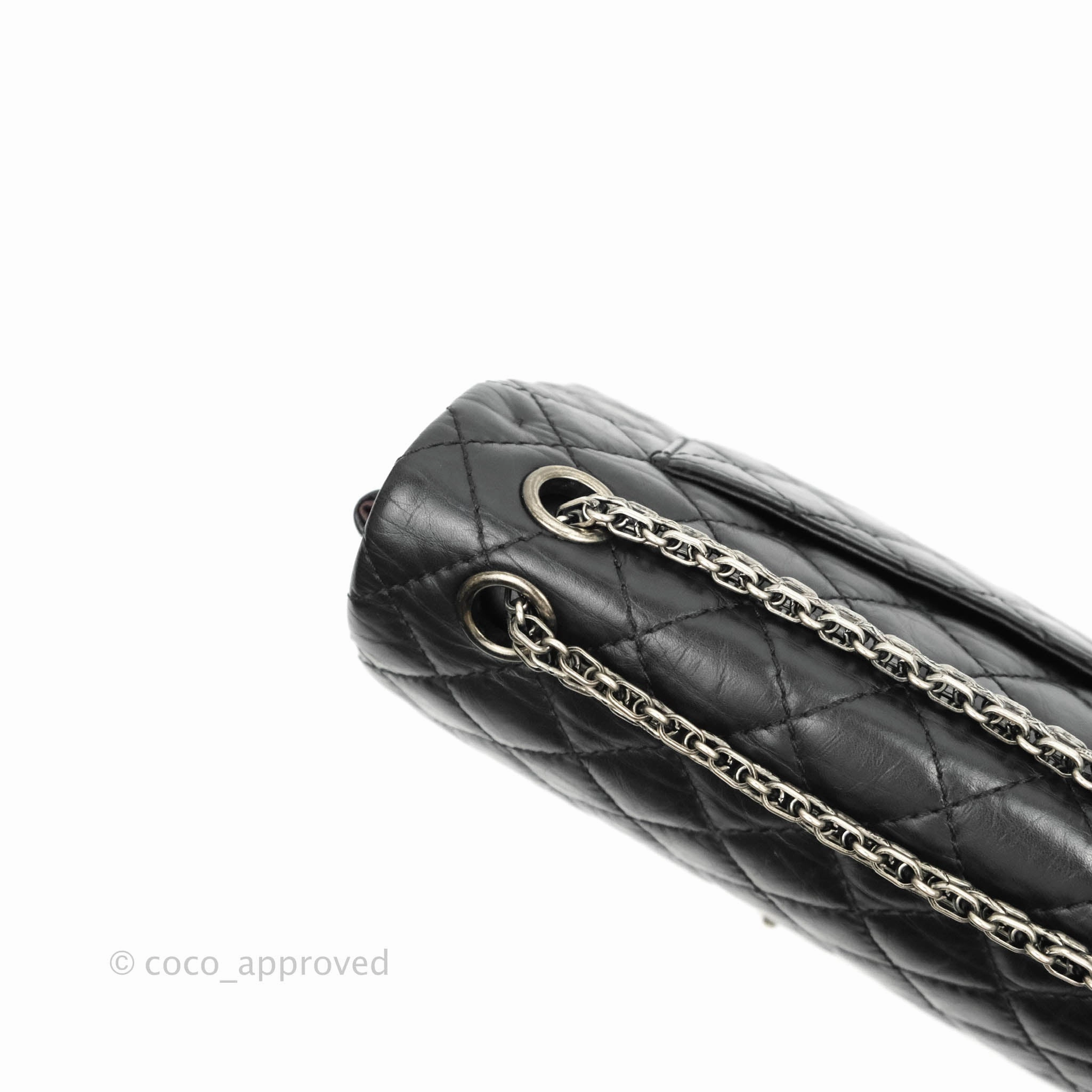 Chanel Reissue 225 Quilted Aged Calfskin Black Ruthenium Hardware