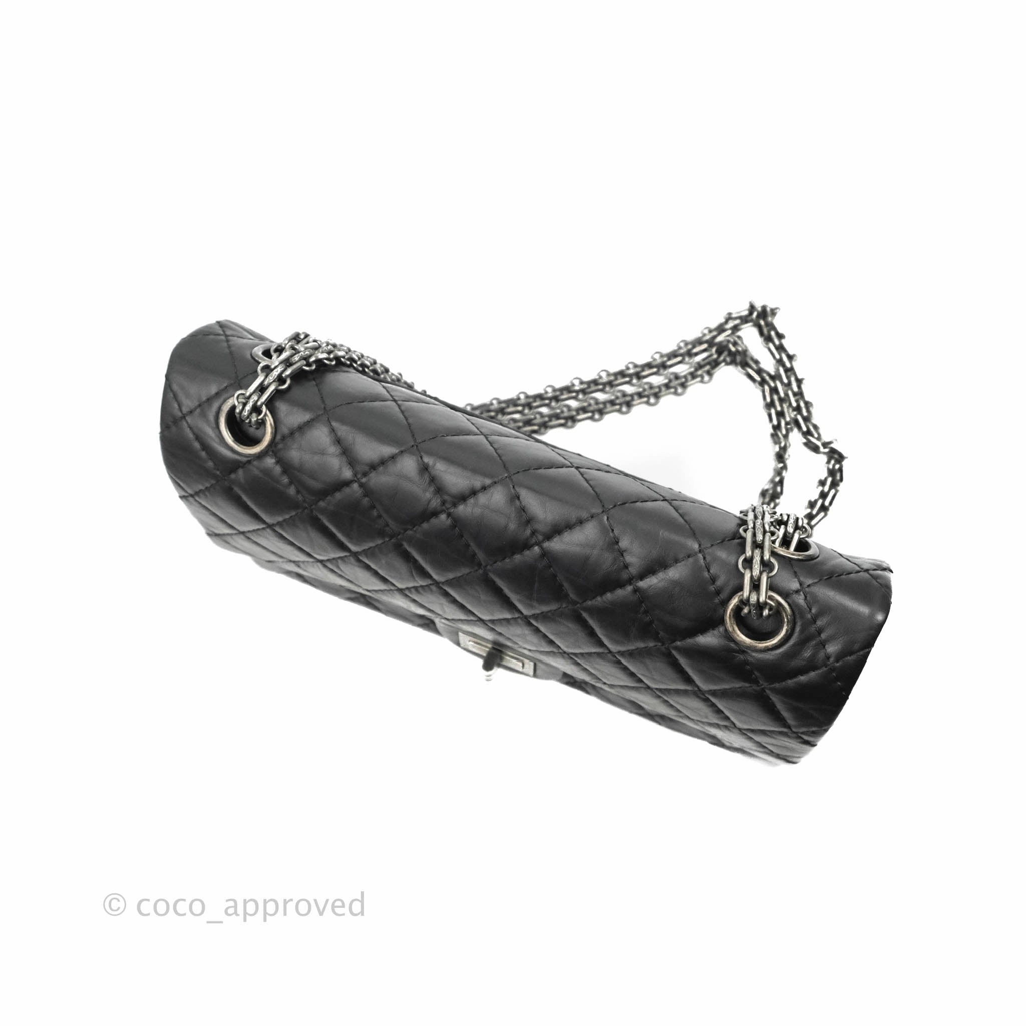 Chanel Reissue 225 Quilted Aged Calfskin Black Ruthenium Hardware