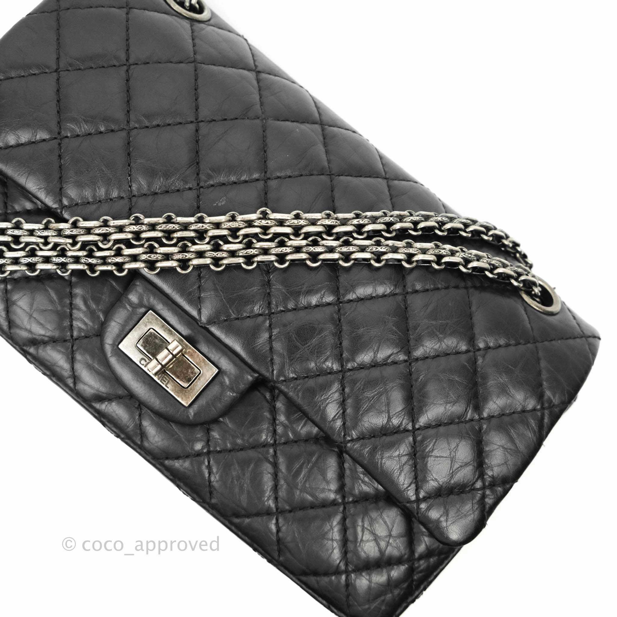 Chanel Reissue 225 Quilted Aged Calfskin Black Ruthenium Hardware