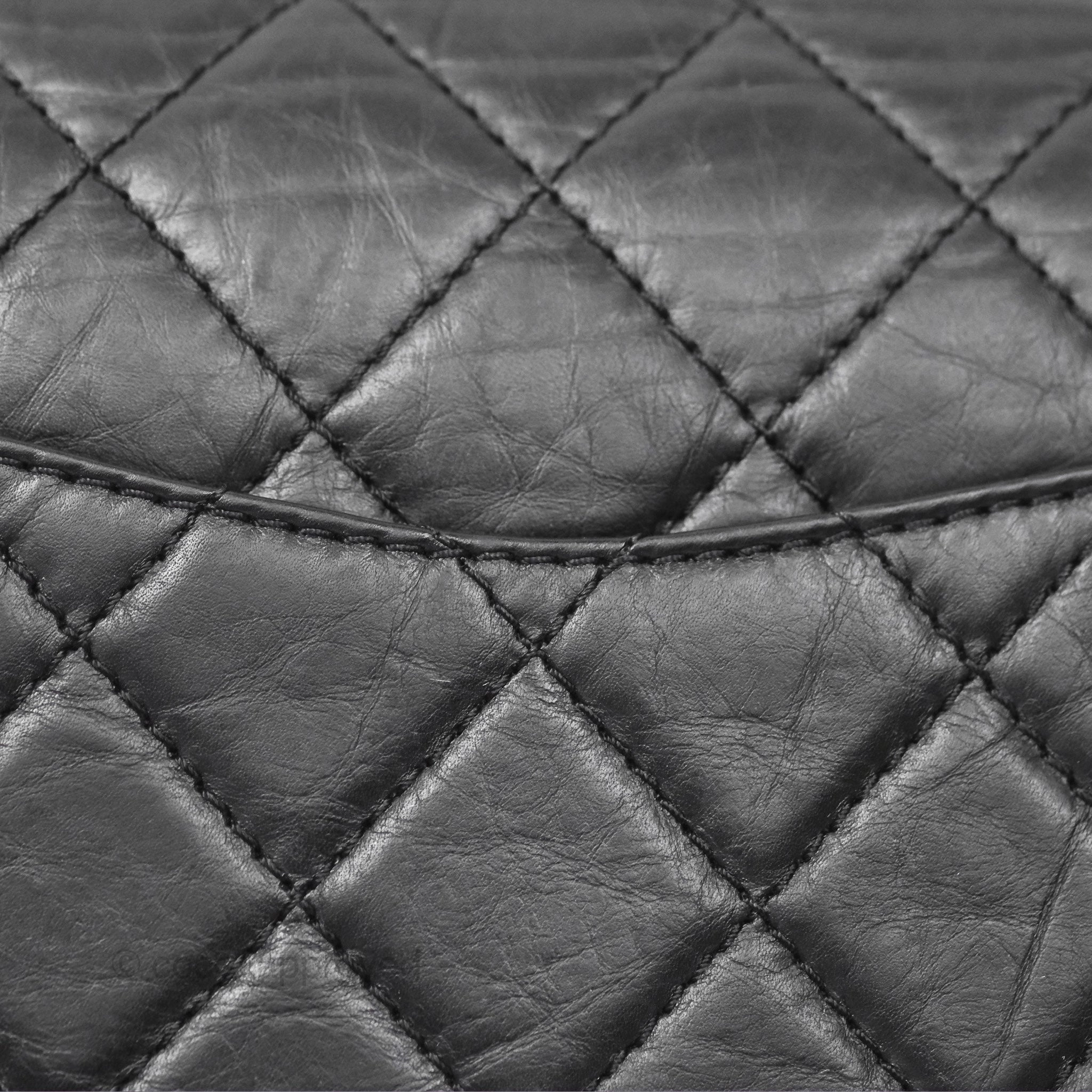 Chanel Reissue 227 Quilted Aged Calfskin Black Gold Hardware