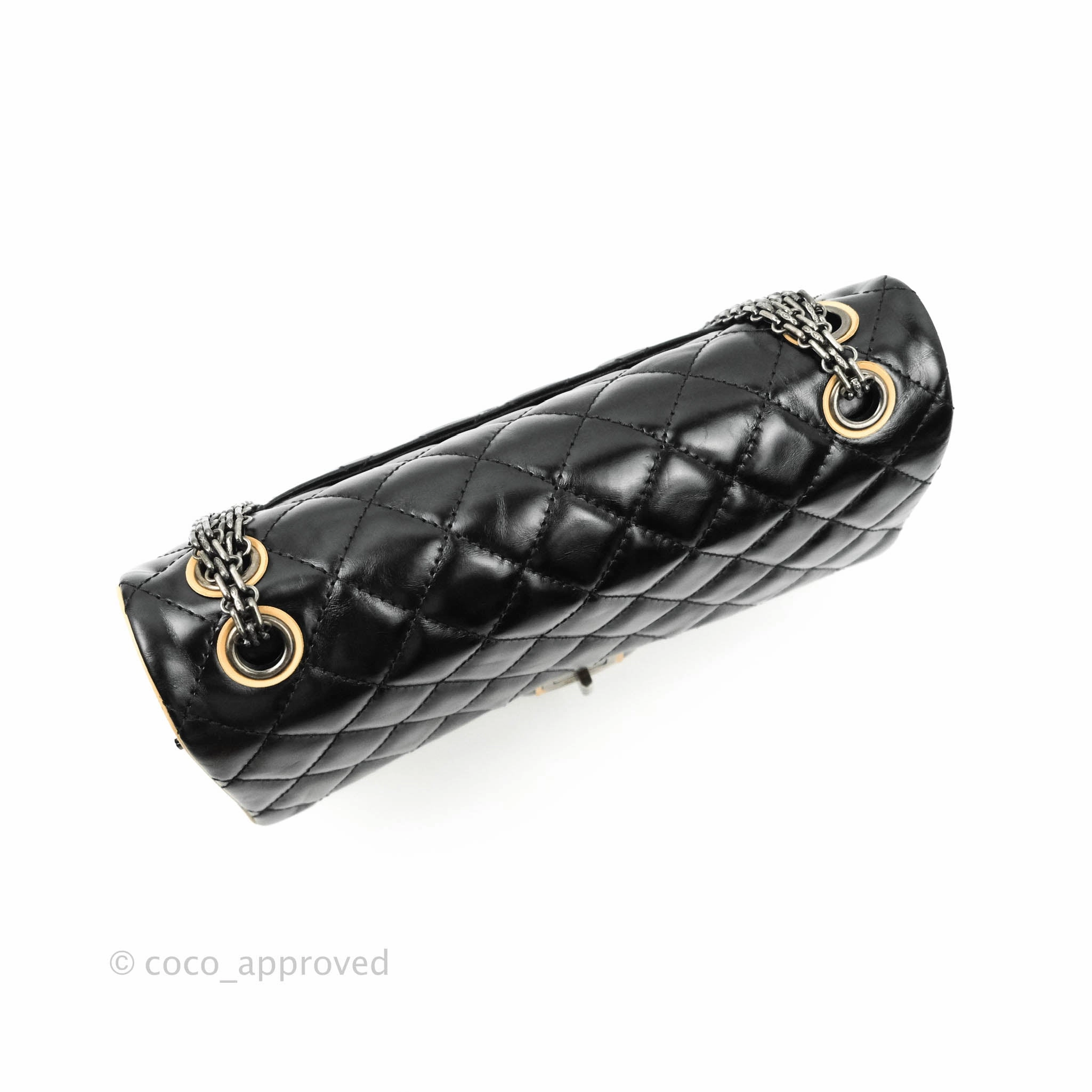 Chanel Reissue Quilted Aged Calfskin Beige & Black Ruthenium Hardware 226