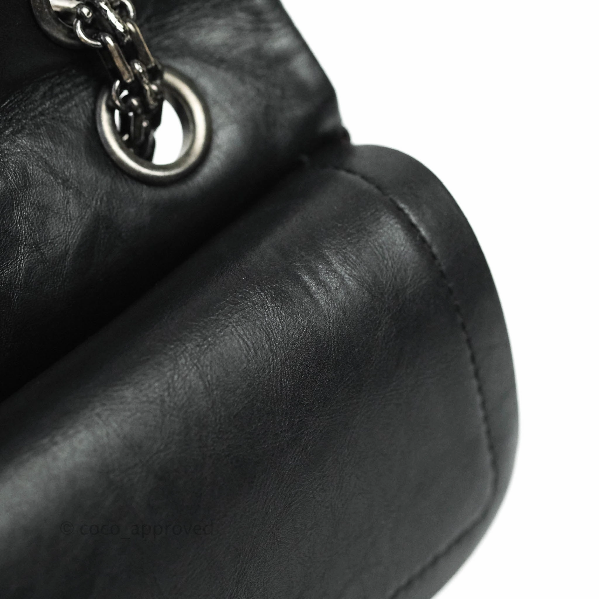Chanel Reissue Quilted Aged Calfskin Black Ruthenium Hardware 226