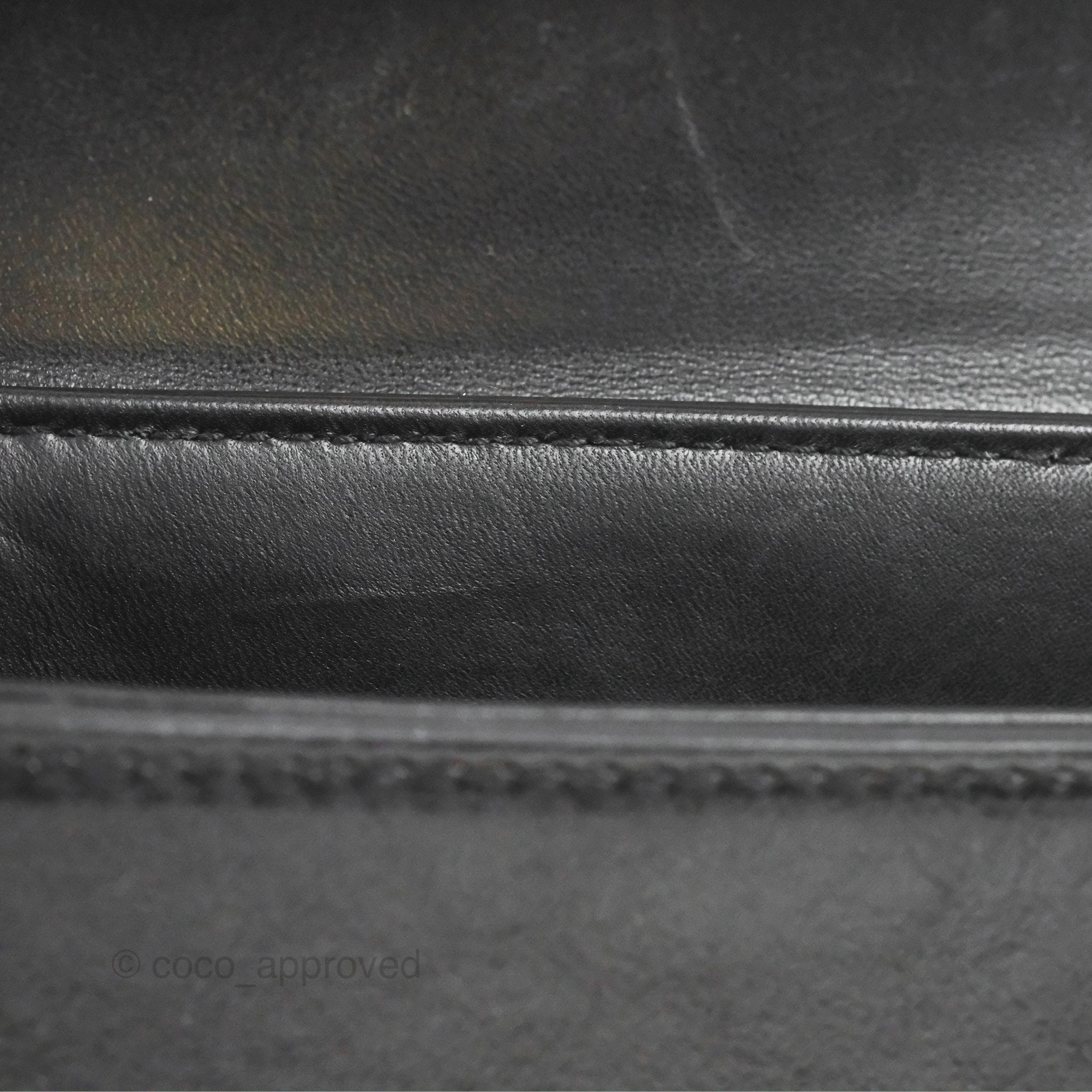 Christian Dior 30 Montaigne Box Bag Black Shiny Clinked Lambskin Gold Hardware