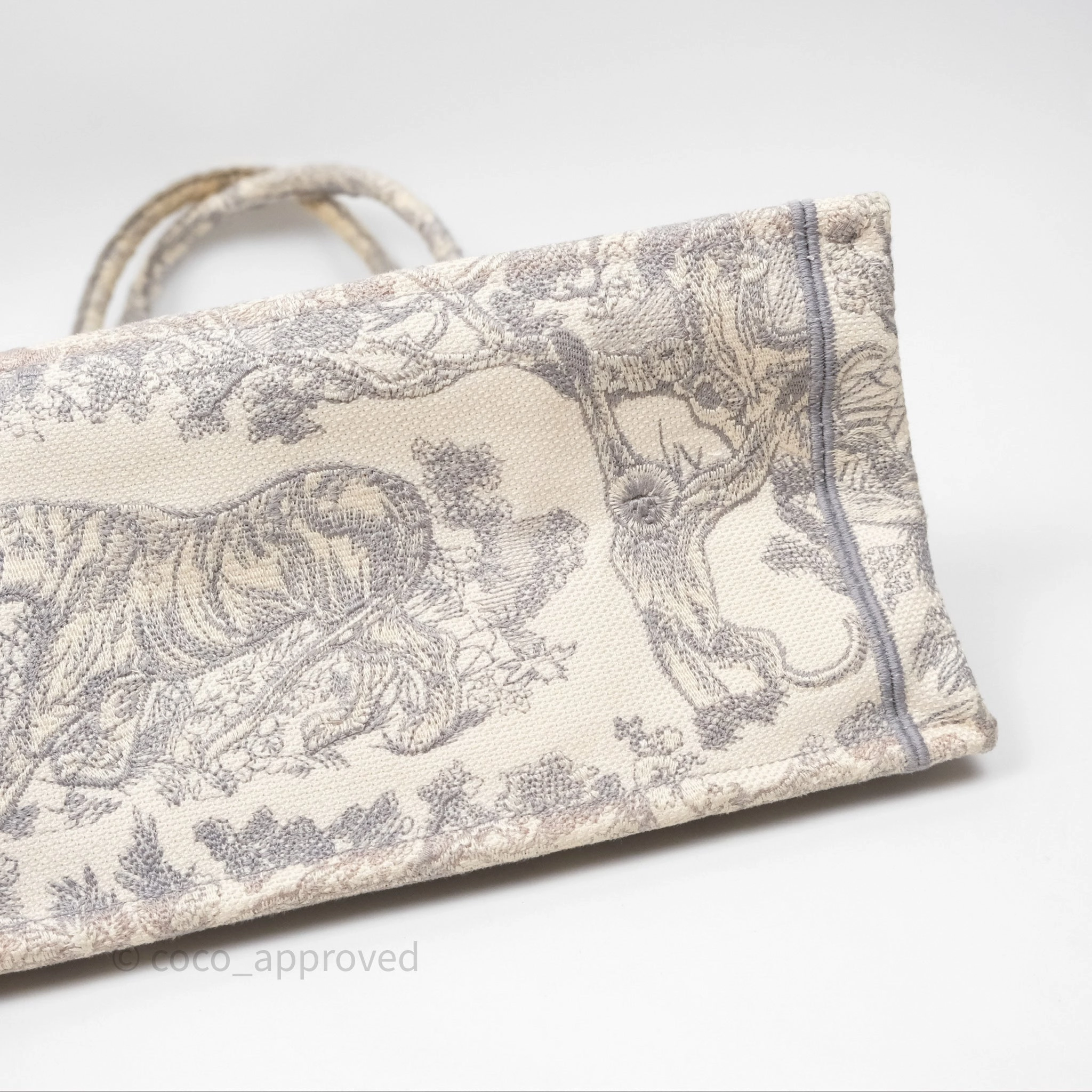Christian Dior Medium (Old Small) Embroidered Toile De Jouy Light Grey Canvas Book Tote