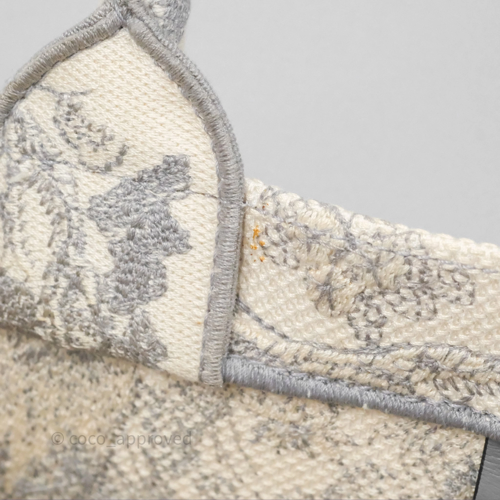 Christian Dior Medium (Old Small) Embroidered Toile De Jouy Light Grey Canvas Book Tote