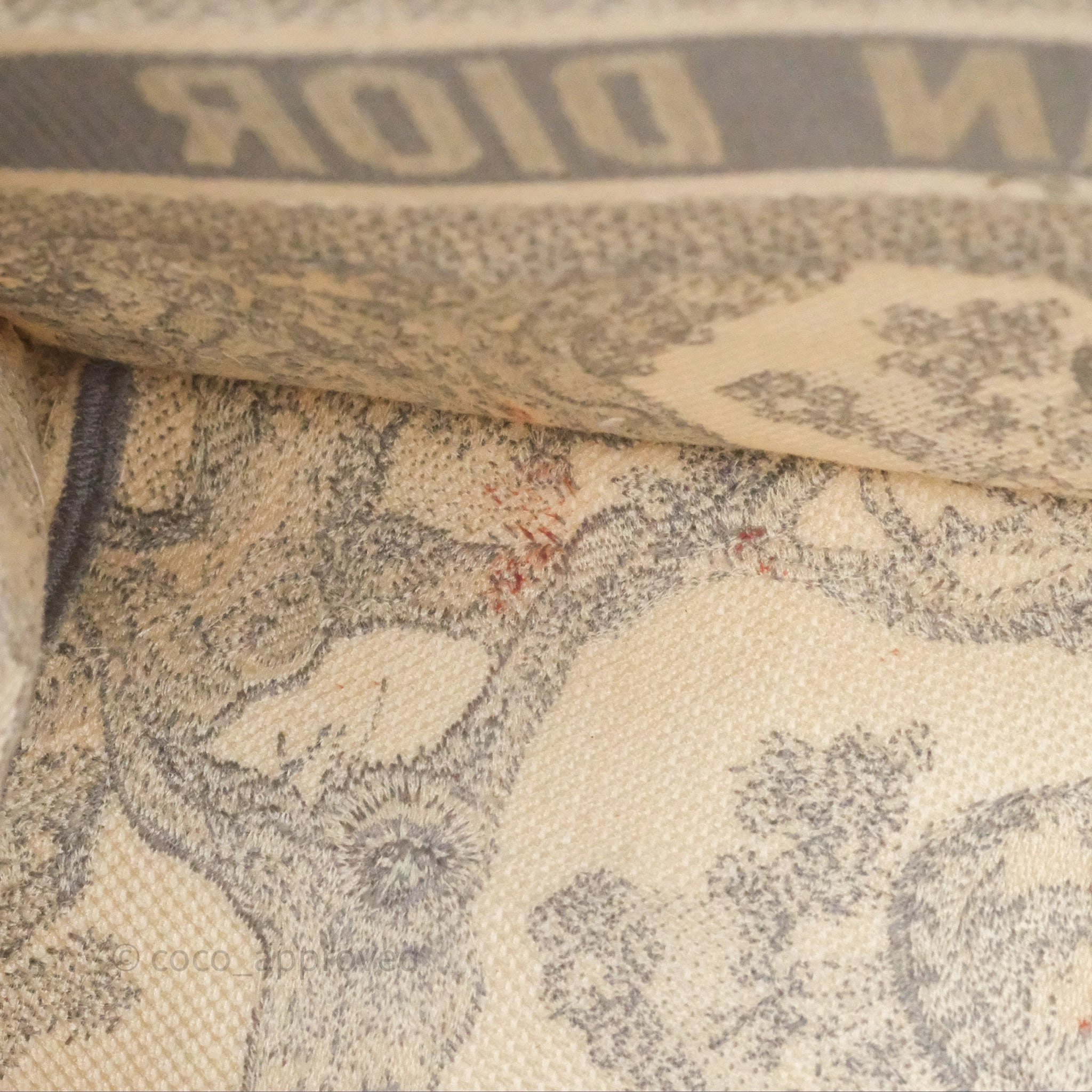 Christian Dior Medium (Old Small) Embroidered Toile De Jouy Light Grey Canvas Book Tote