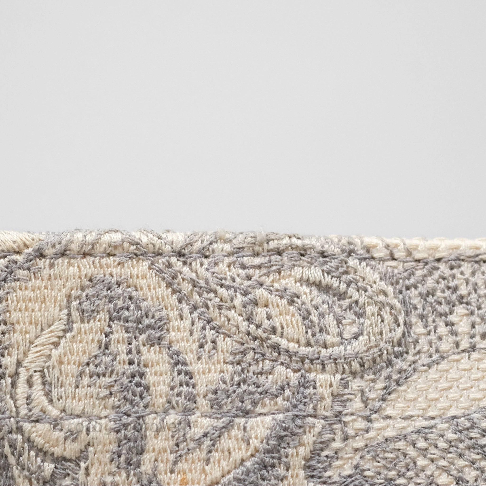 Christian Dior Medium (Old Small) Embroidered Toile De Jouy Light Grey Canvas Book Tote