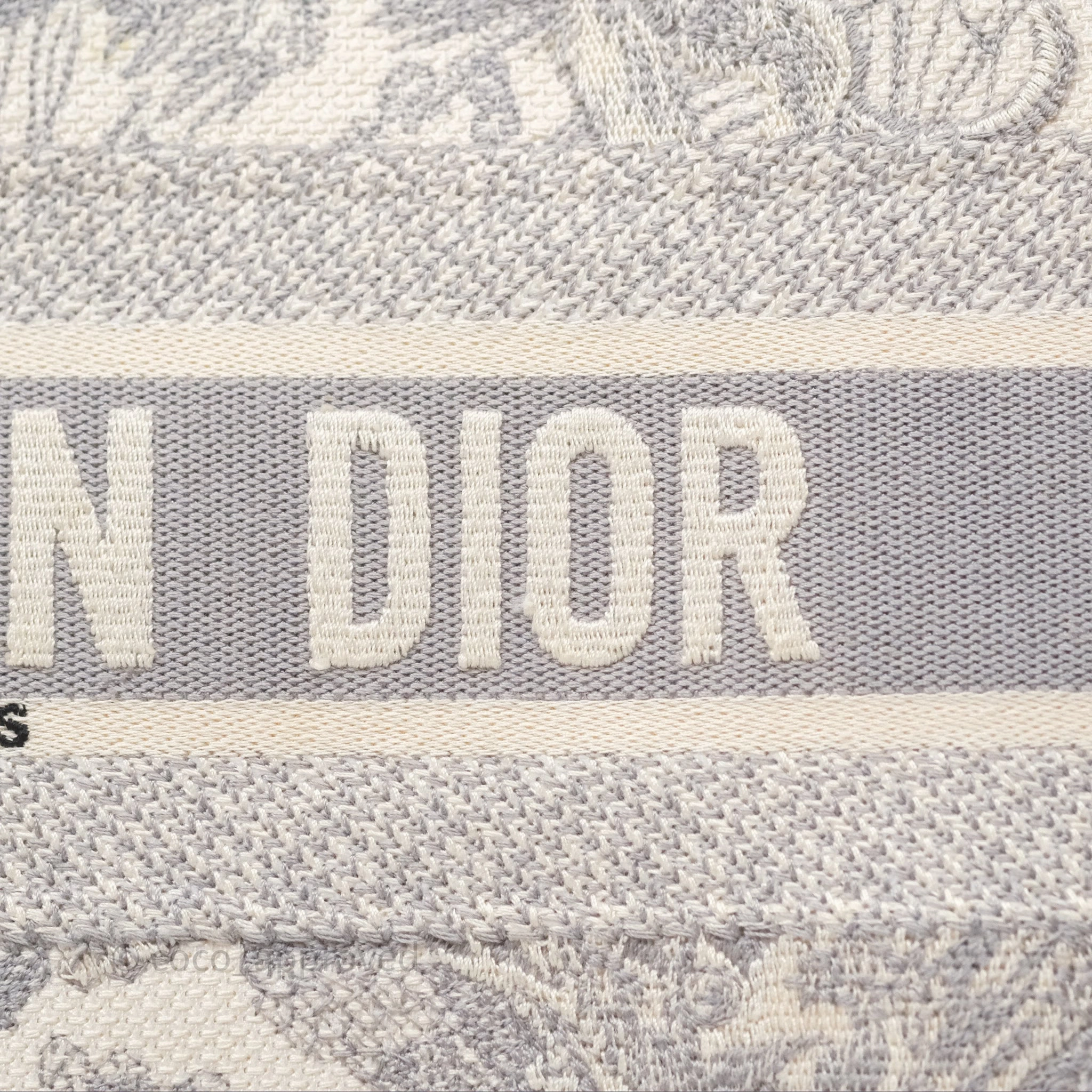 Christian Dior Medium (Old Small) Embroidered Toile De Jouy Light Grey Canvas Book Tote