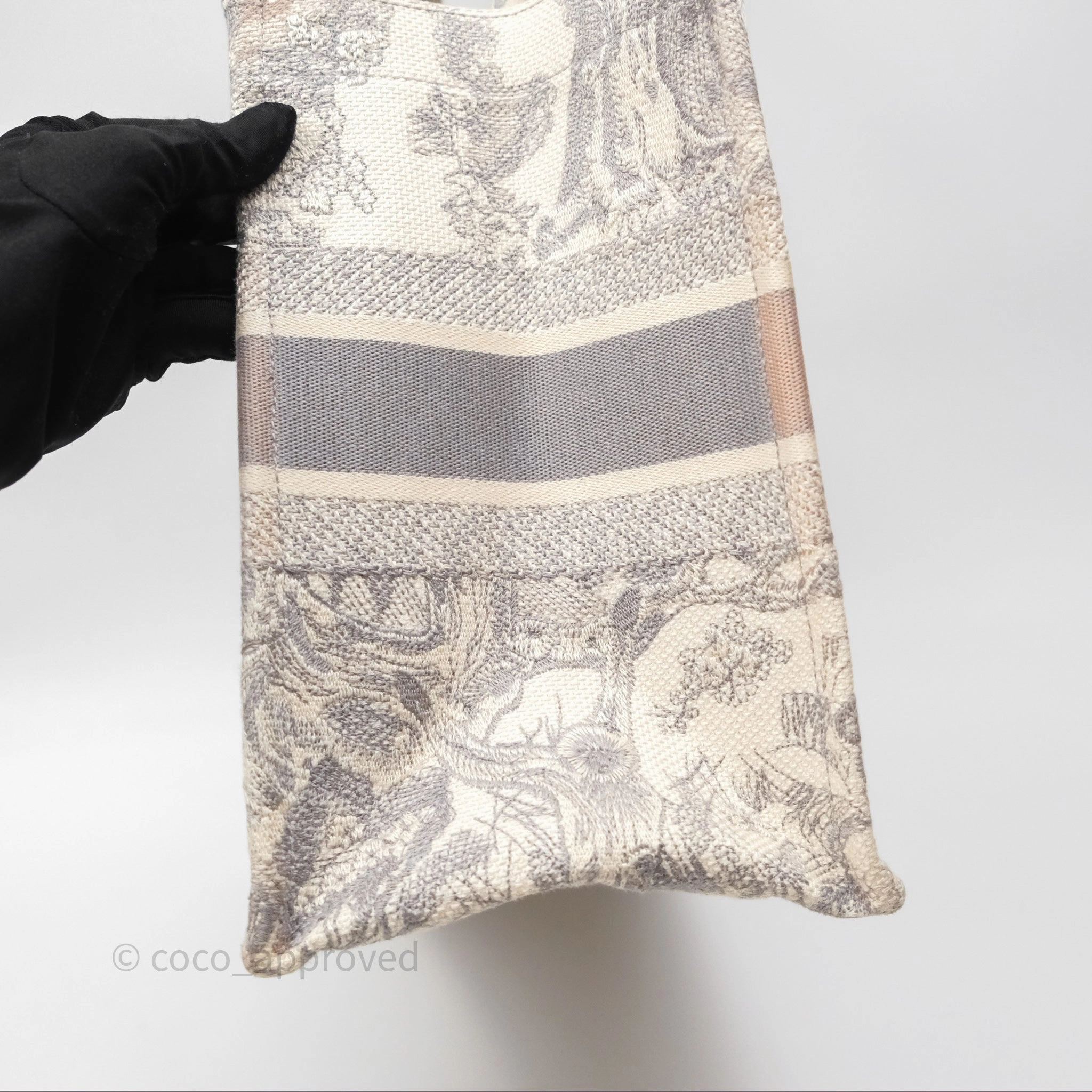 Christian Dior Medium (Old Small) Embroidered Toile De Jouy Light Grey Canvas Book Tote